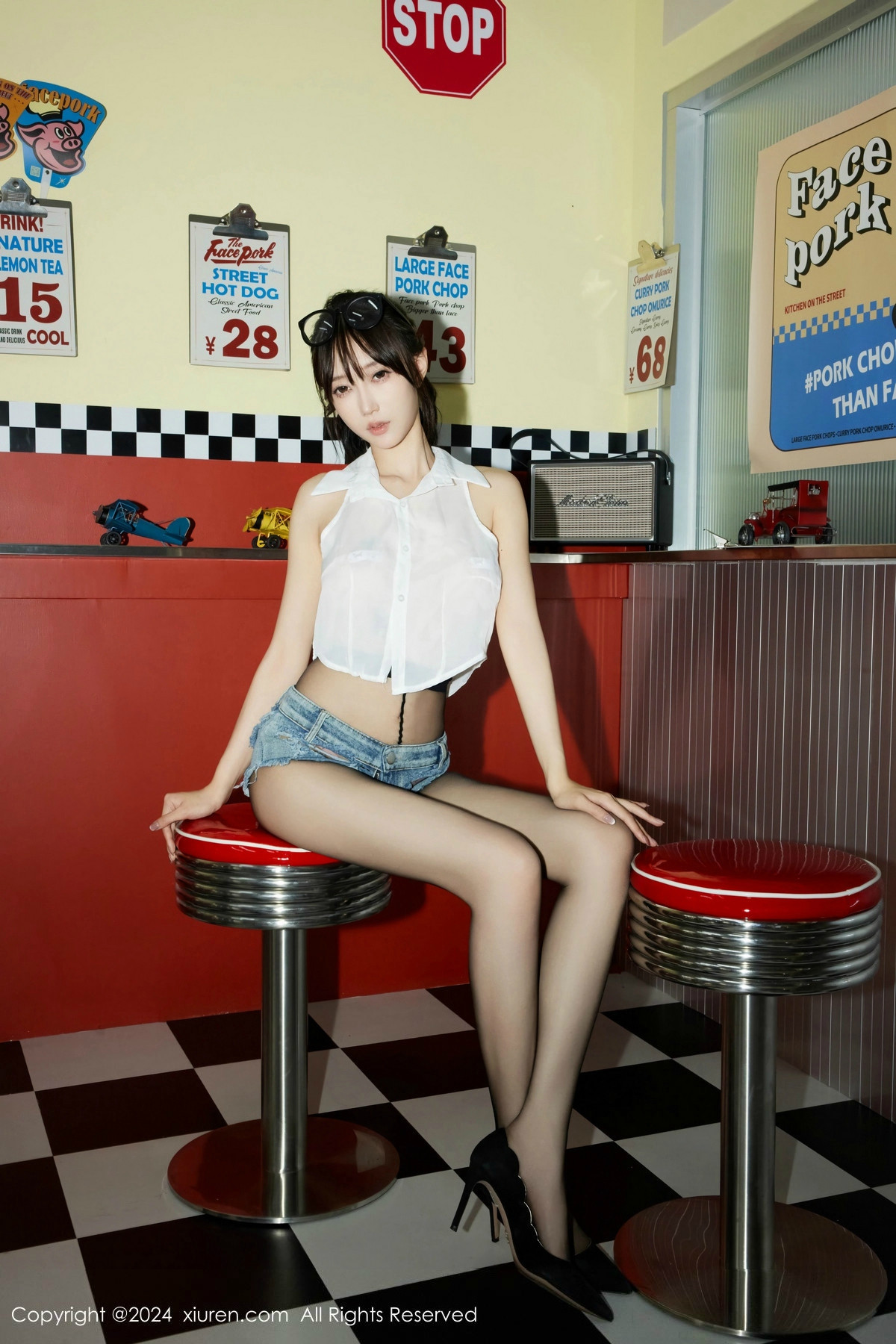[XiuRen秀人网]第8811期玥儿玥写真