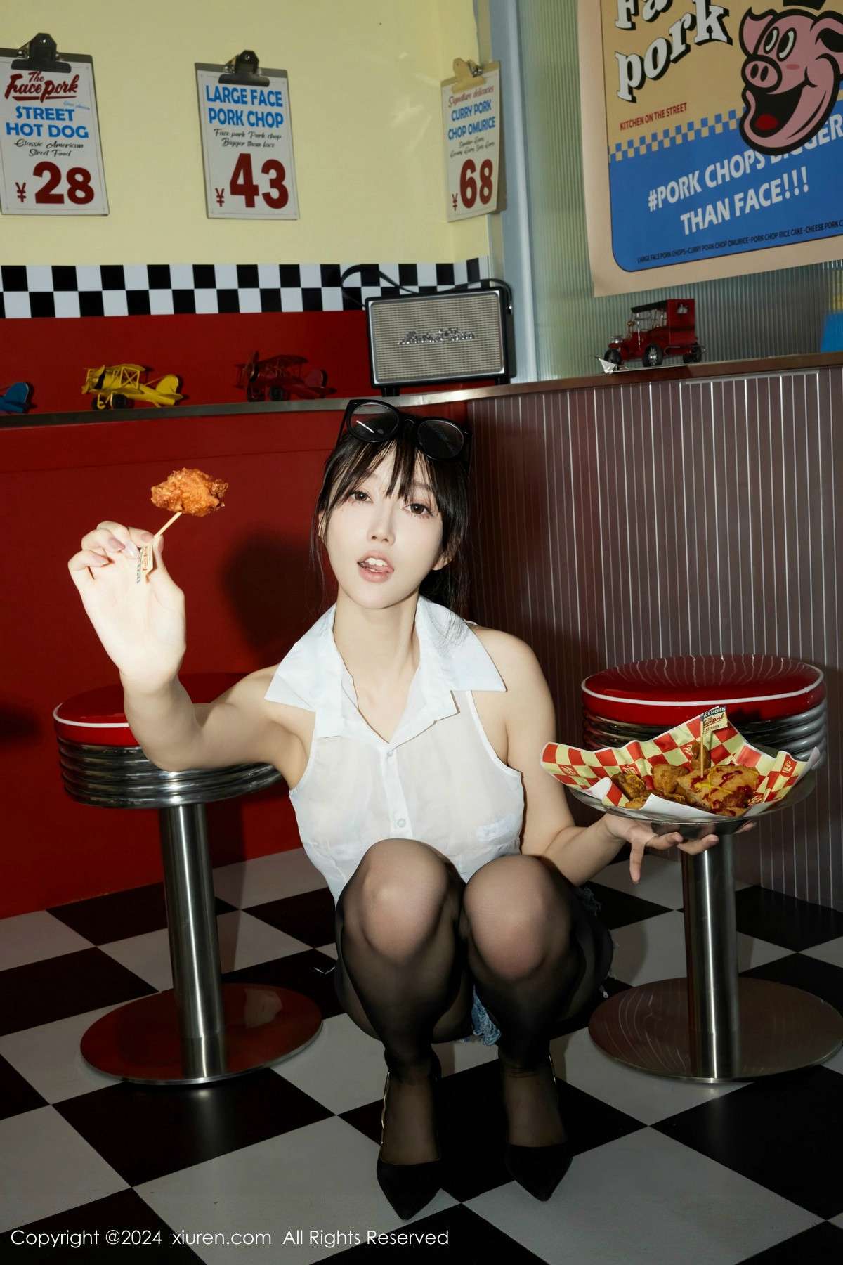 [XiuRen秀人网]第8811期玥儿玥写真