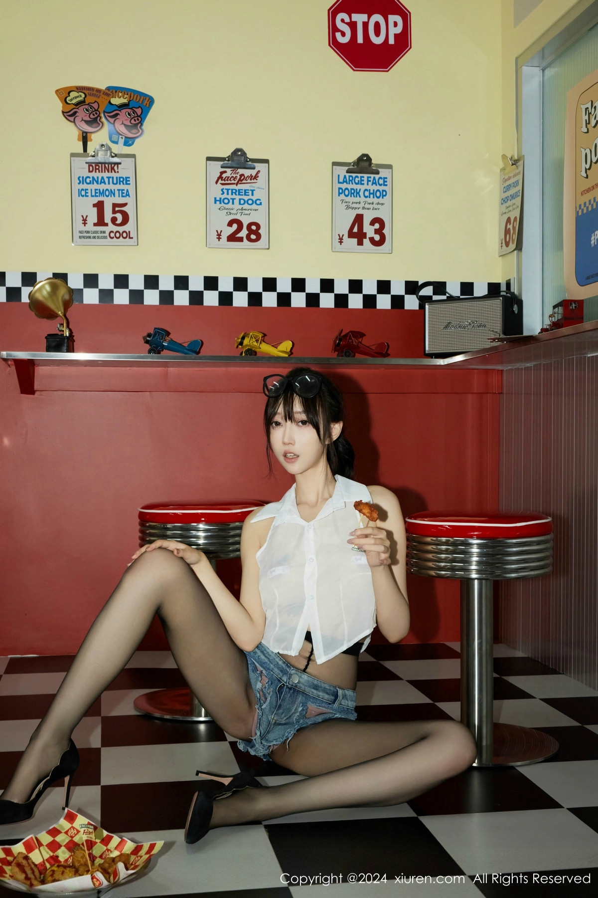 [XiuRen秀人网]第8811期玥儿玥写真