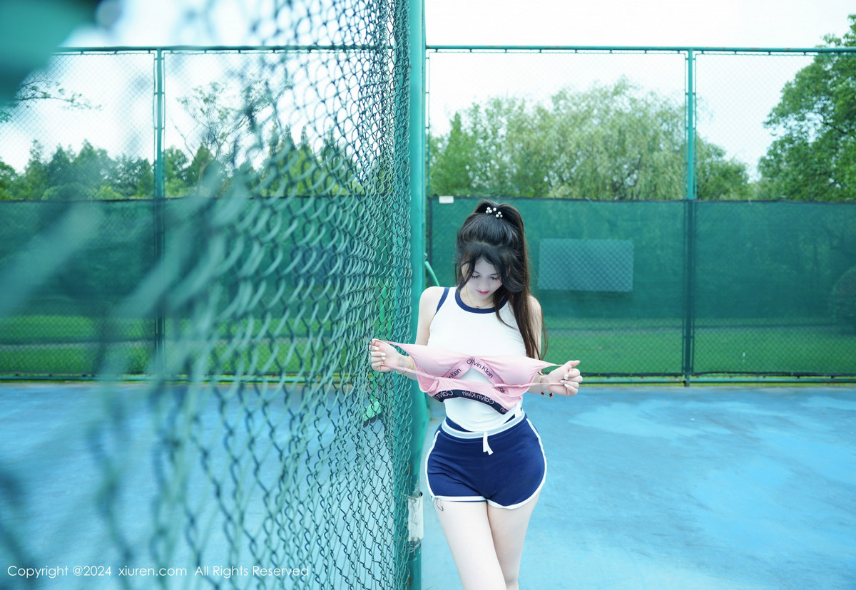 [XiuRen秀人网]第8821期诗诗写真