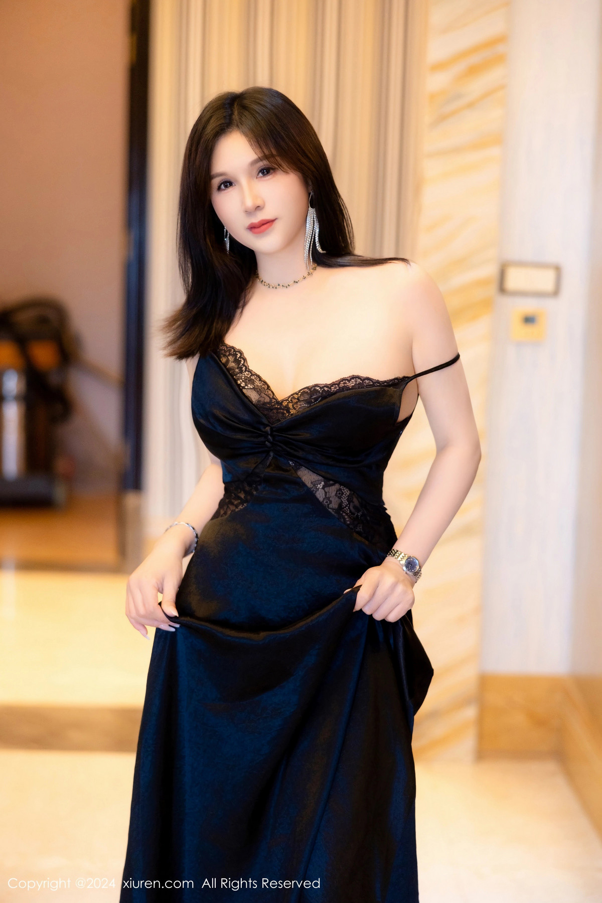 [XiuRen秀人网]第8825期水水姐写真