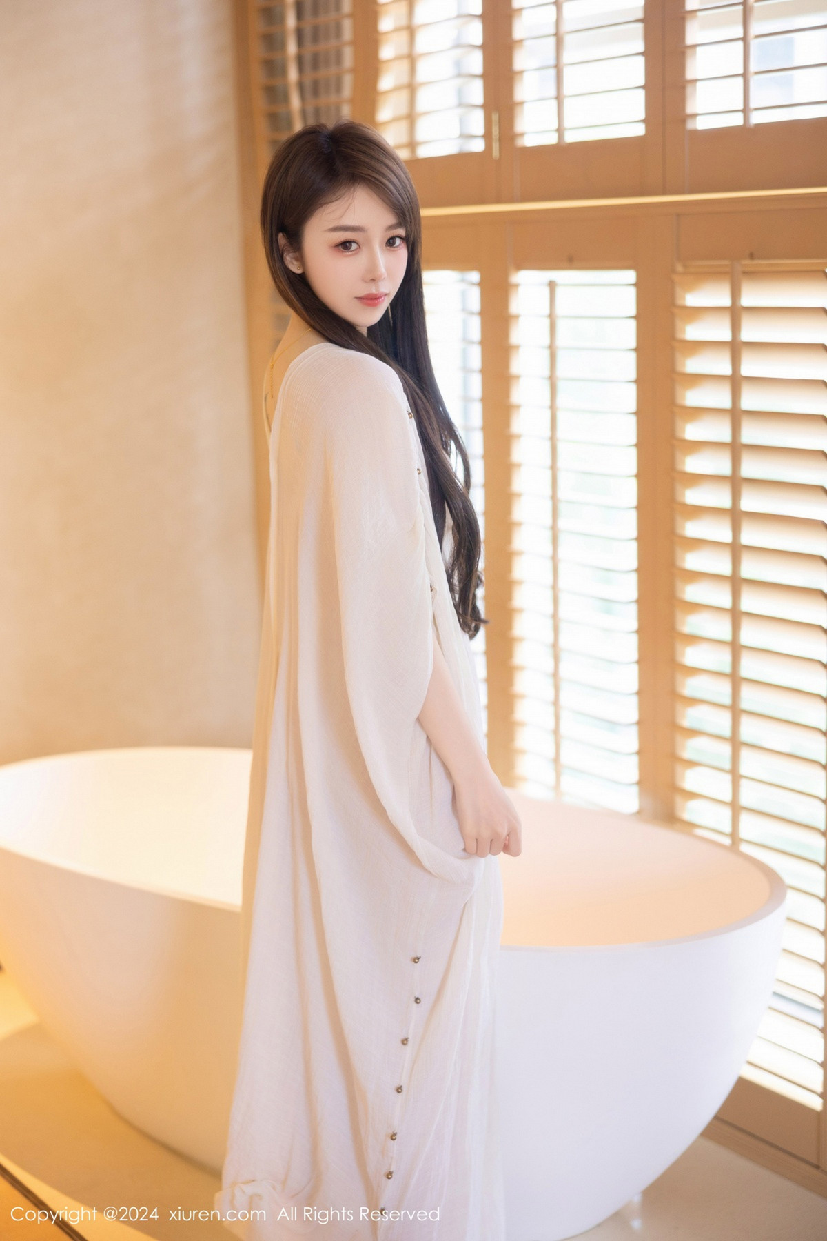 [XiuRen秀人网]第8842期夏竹写真