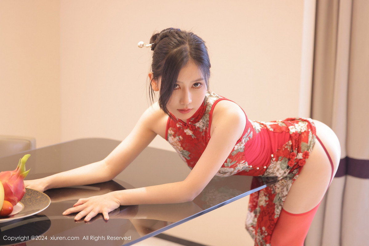 [XiuRen秀人网]第8871期尹甜甜写真