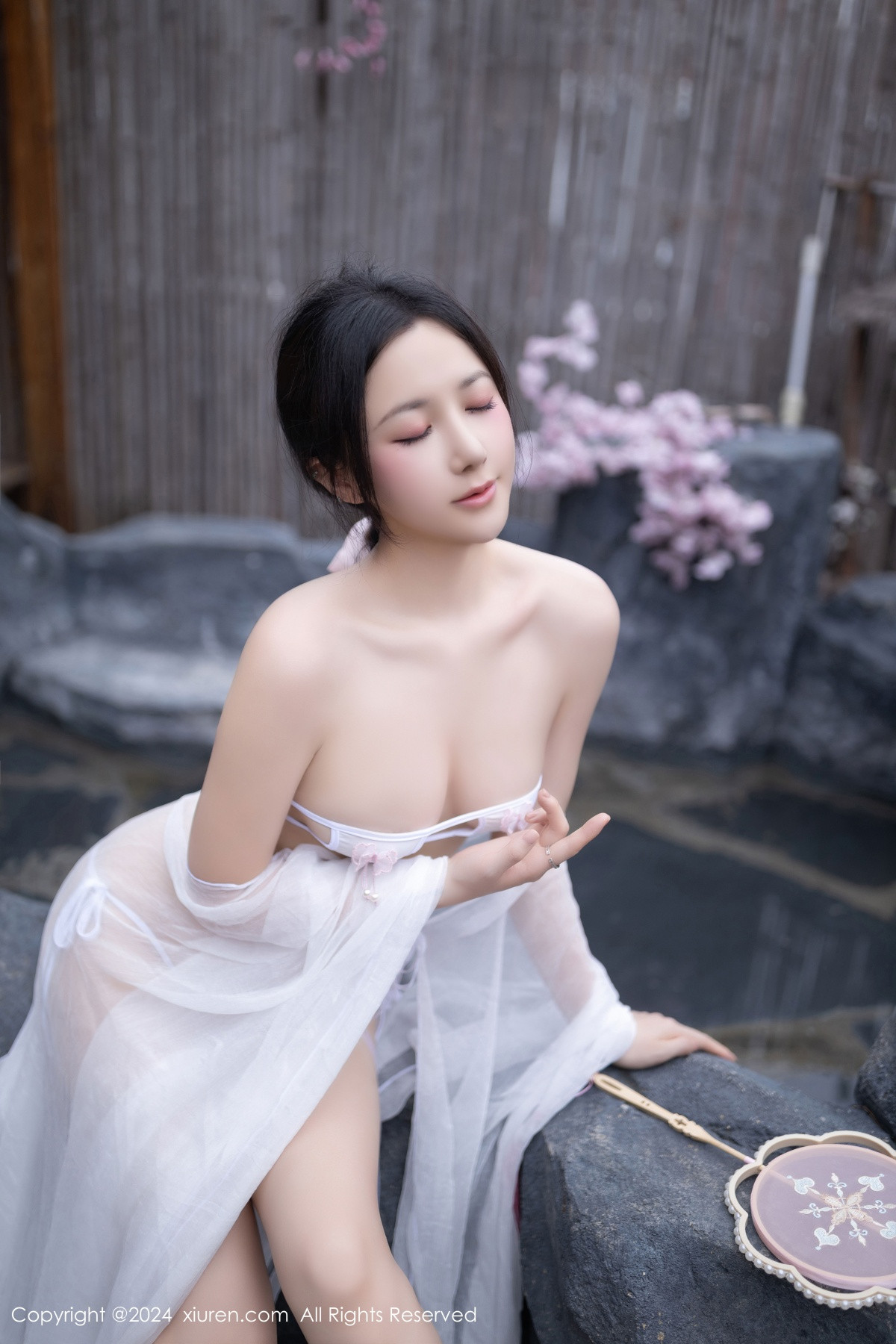 [XiuRen秀人网]第8927期鱼子酱写真