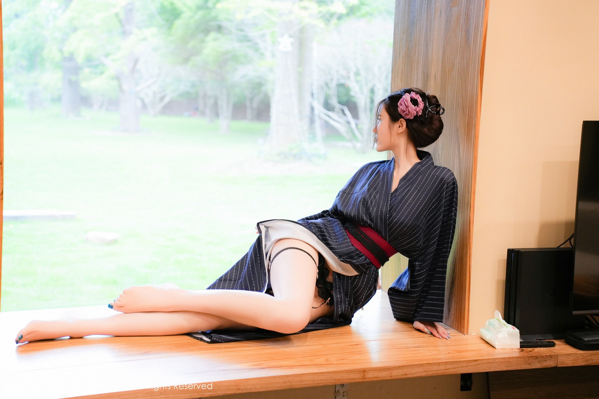 [XiuRen秀人网]第8928期Erikaki写真