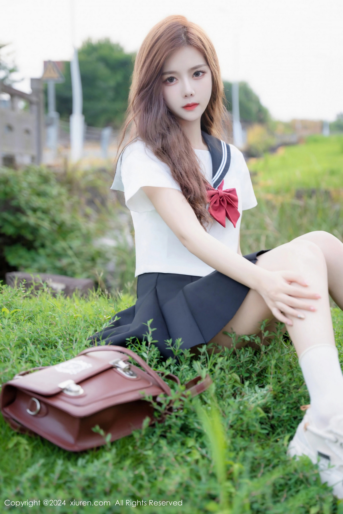 [XiuRen秀人网]第8948期拍黄瓜写真