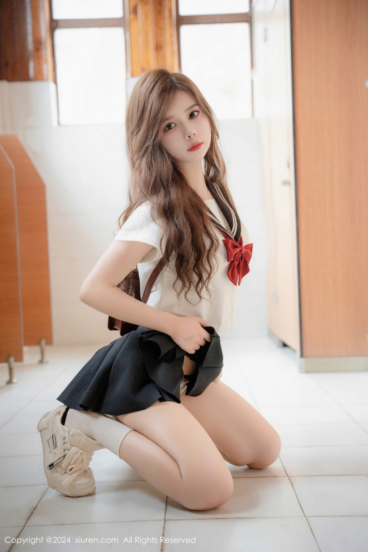 [XiuRen秀人网]第8948期拍黄瓜写真