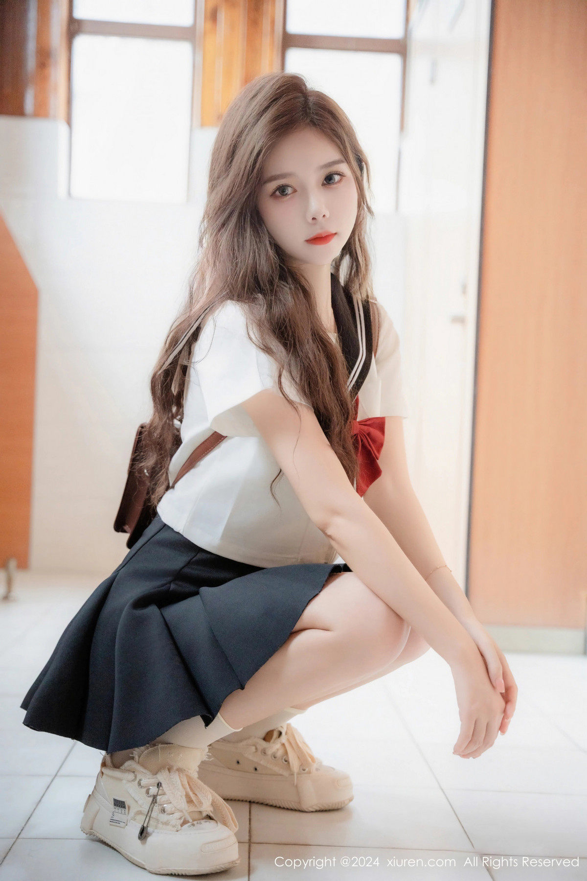 [XiuRen秀人网]第8948期拍黄瓜写真