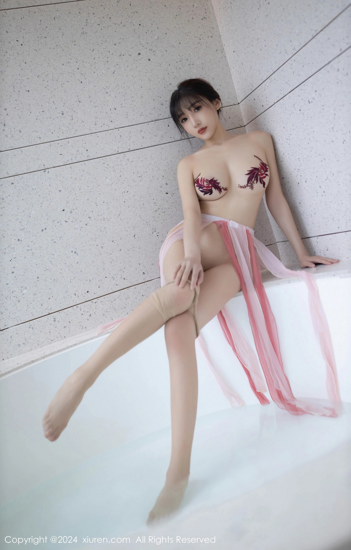[XiuRen秀人网]第8954期陆萱萱写真