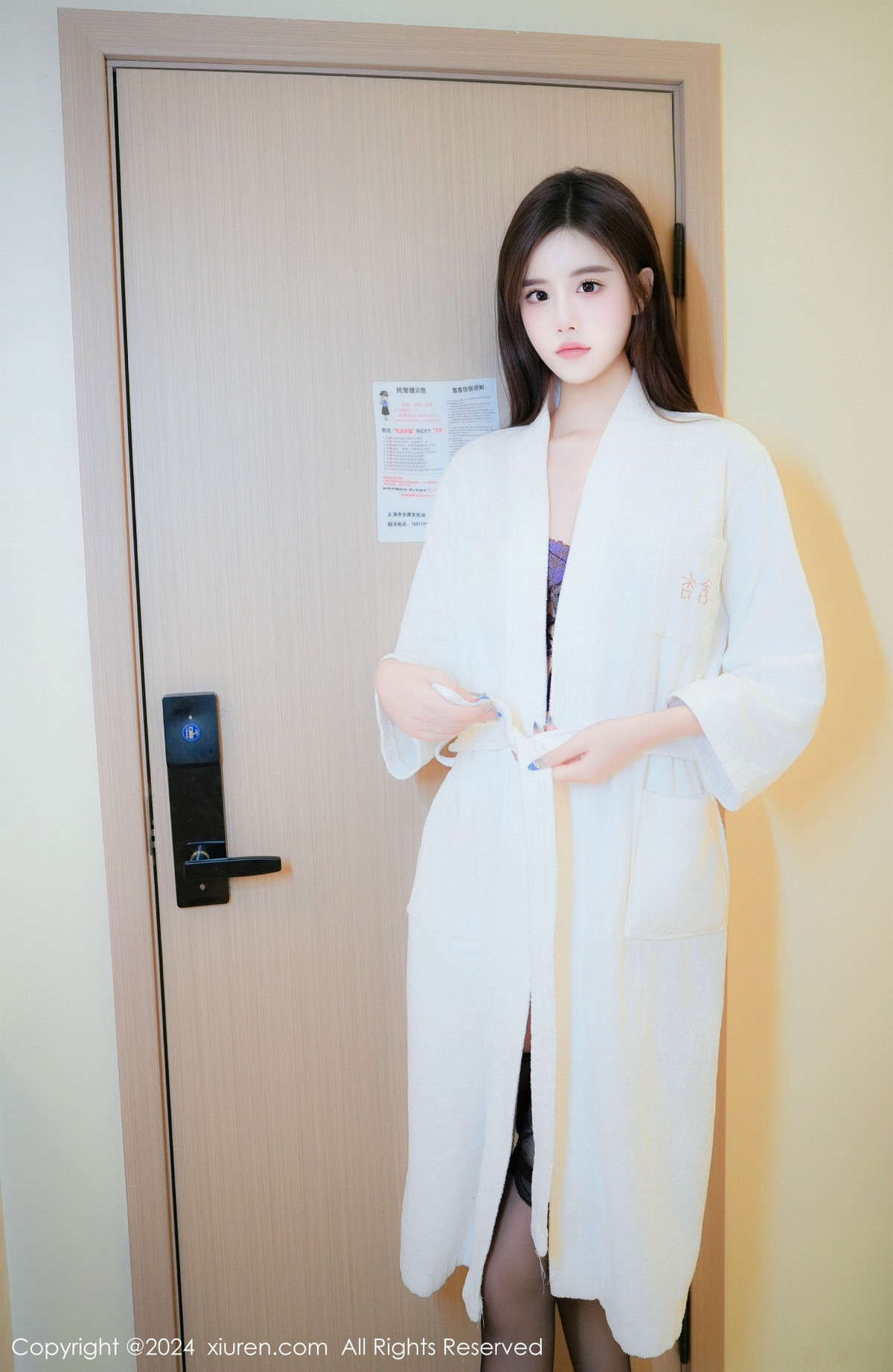 [XiuRen秀人网]第8965期Erikaki写真
