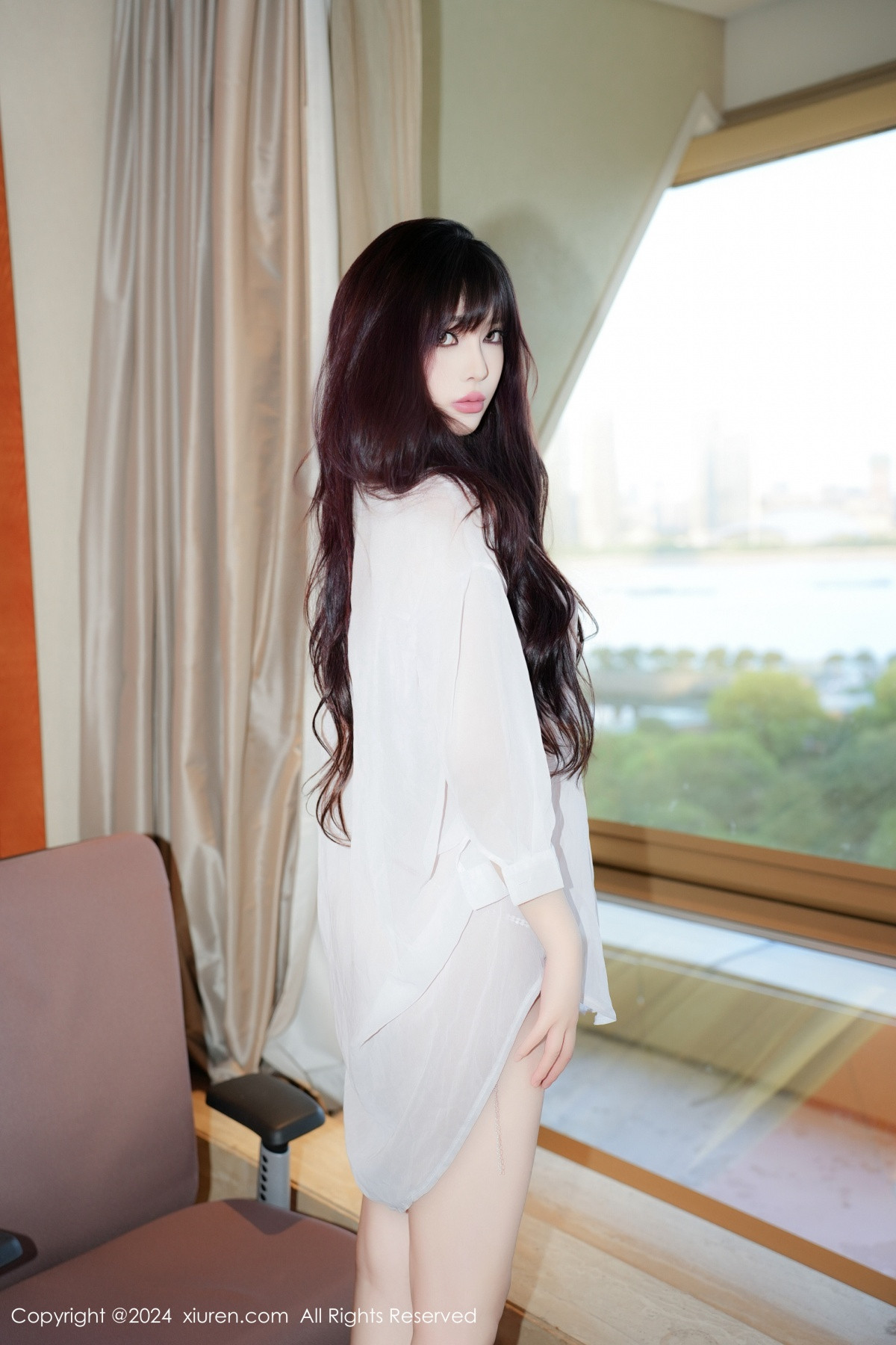[XiuRen秀人网]第9002期酒精阿姨写真