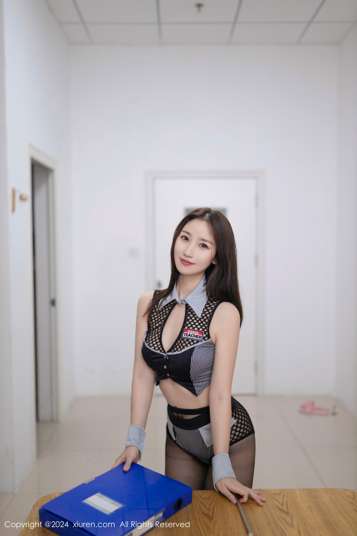 [XiuRen秀人网]第9013期杏子写真