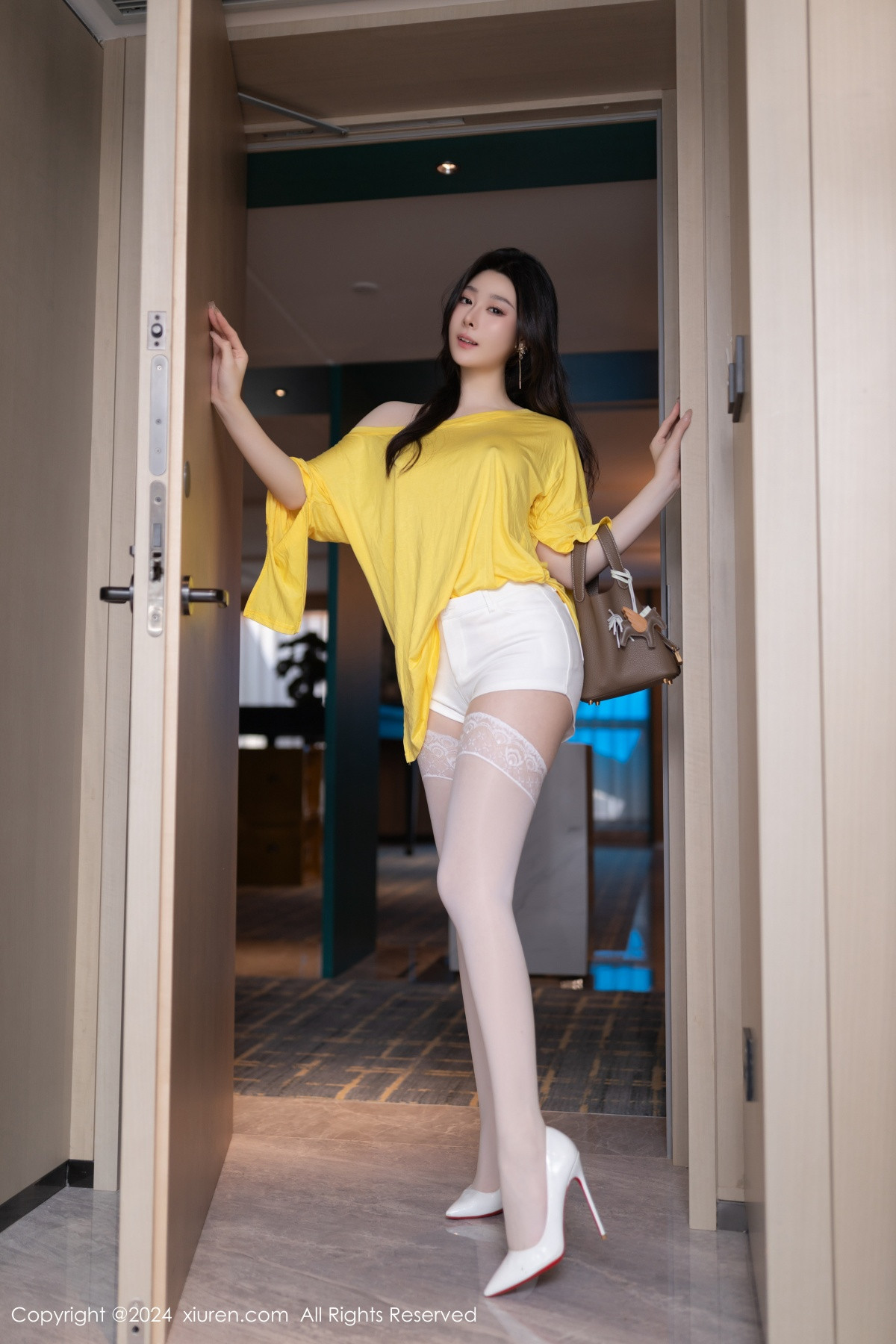 [XiuRen秀人网]第9019期小逗逗写真