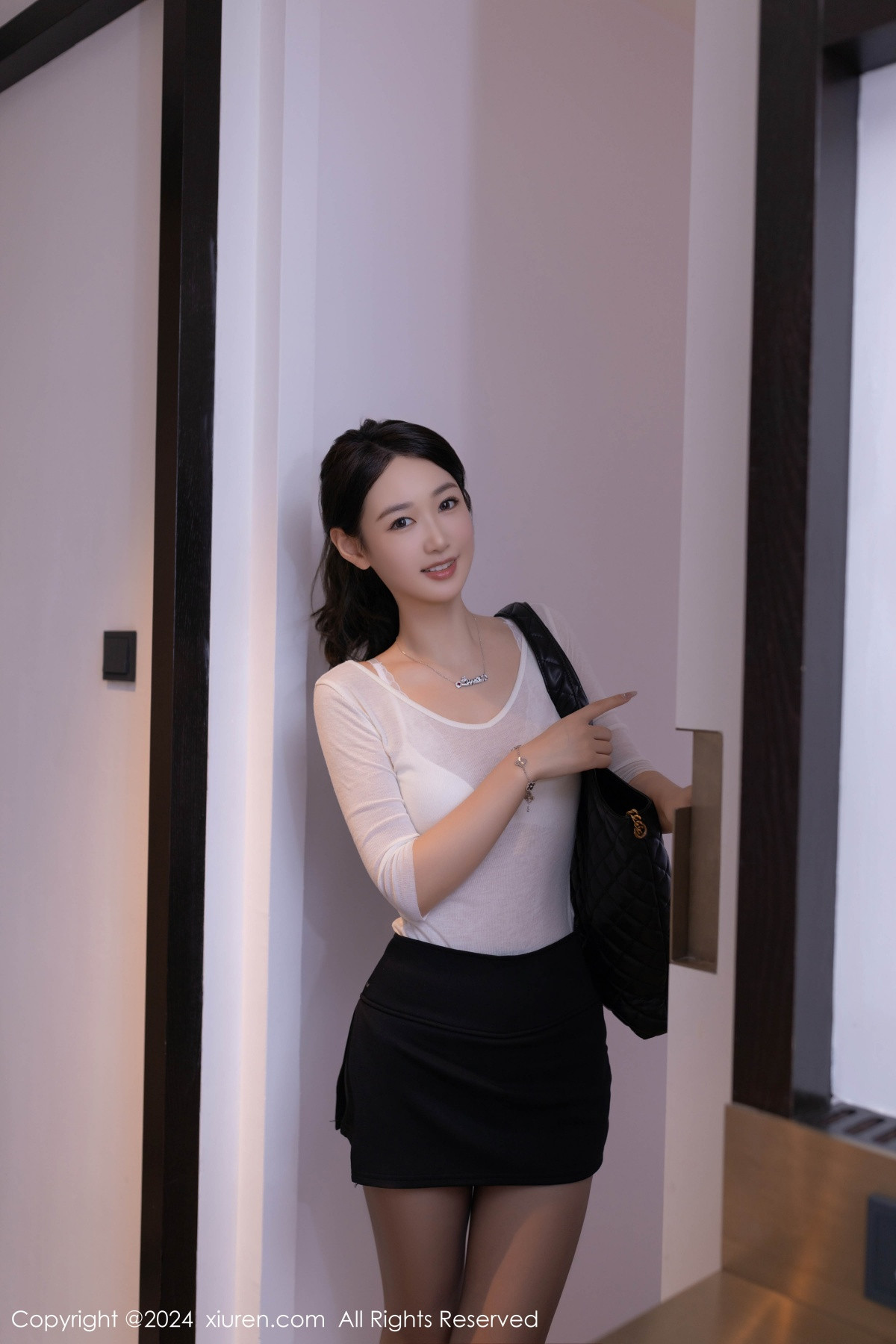 [XiuRen秀人网]第9036期唐安琪写真