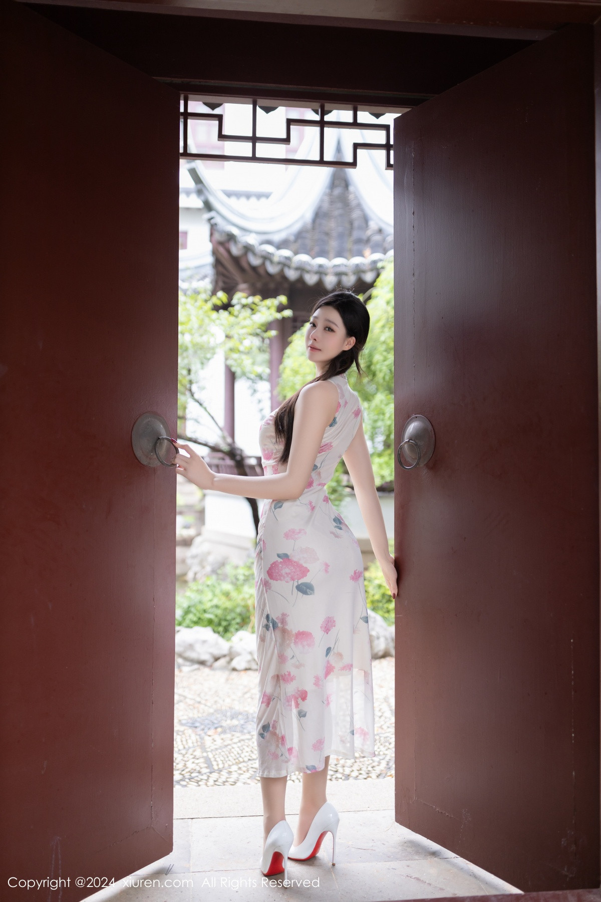 [XiuRen秀人网]第9087期小逗逗写真