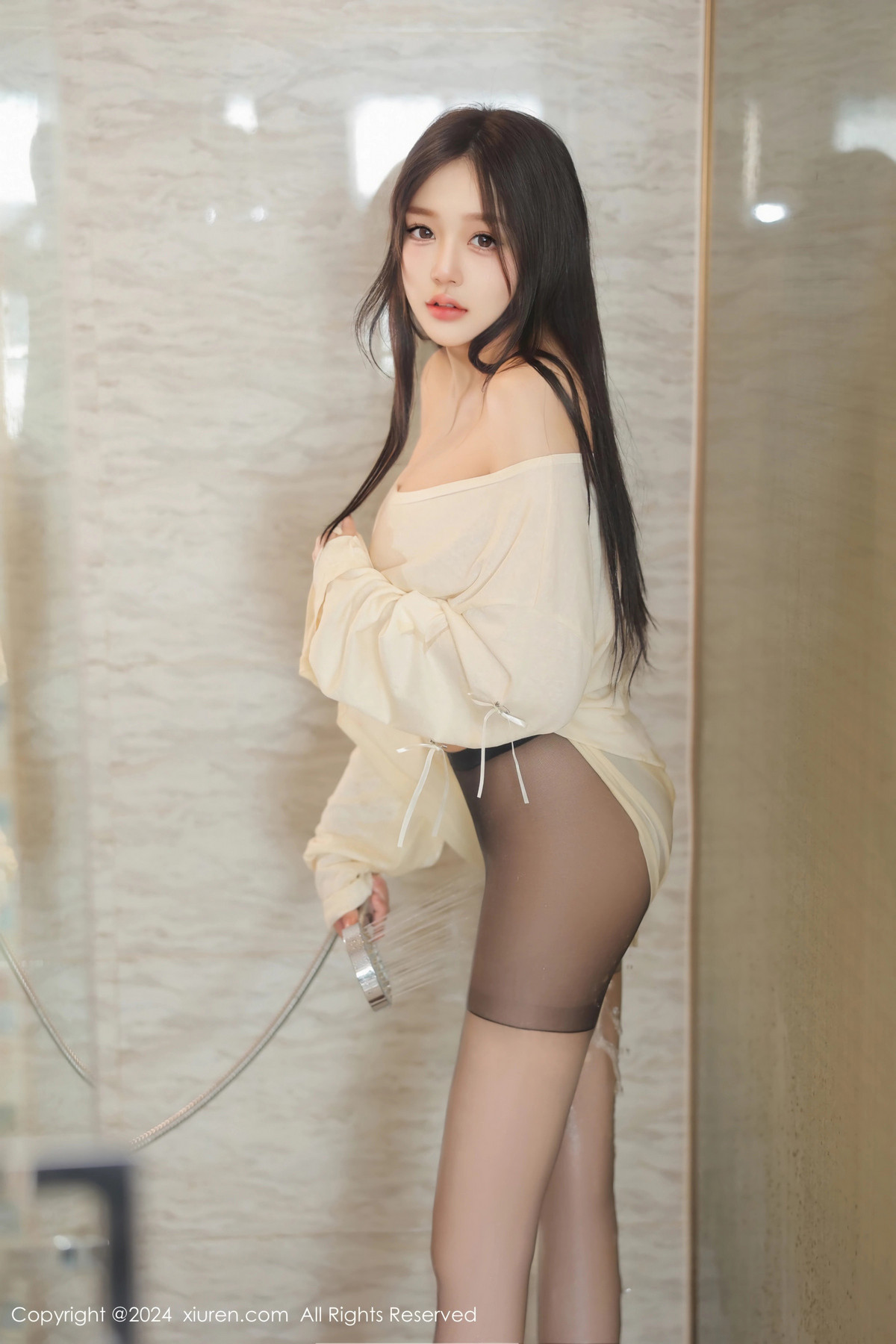 [XiuRen秀人网]第9089期柚柚小奶瓶写真