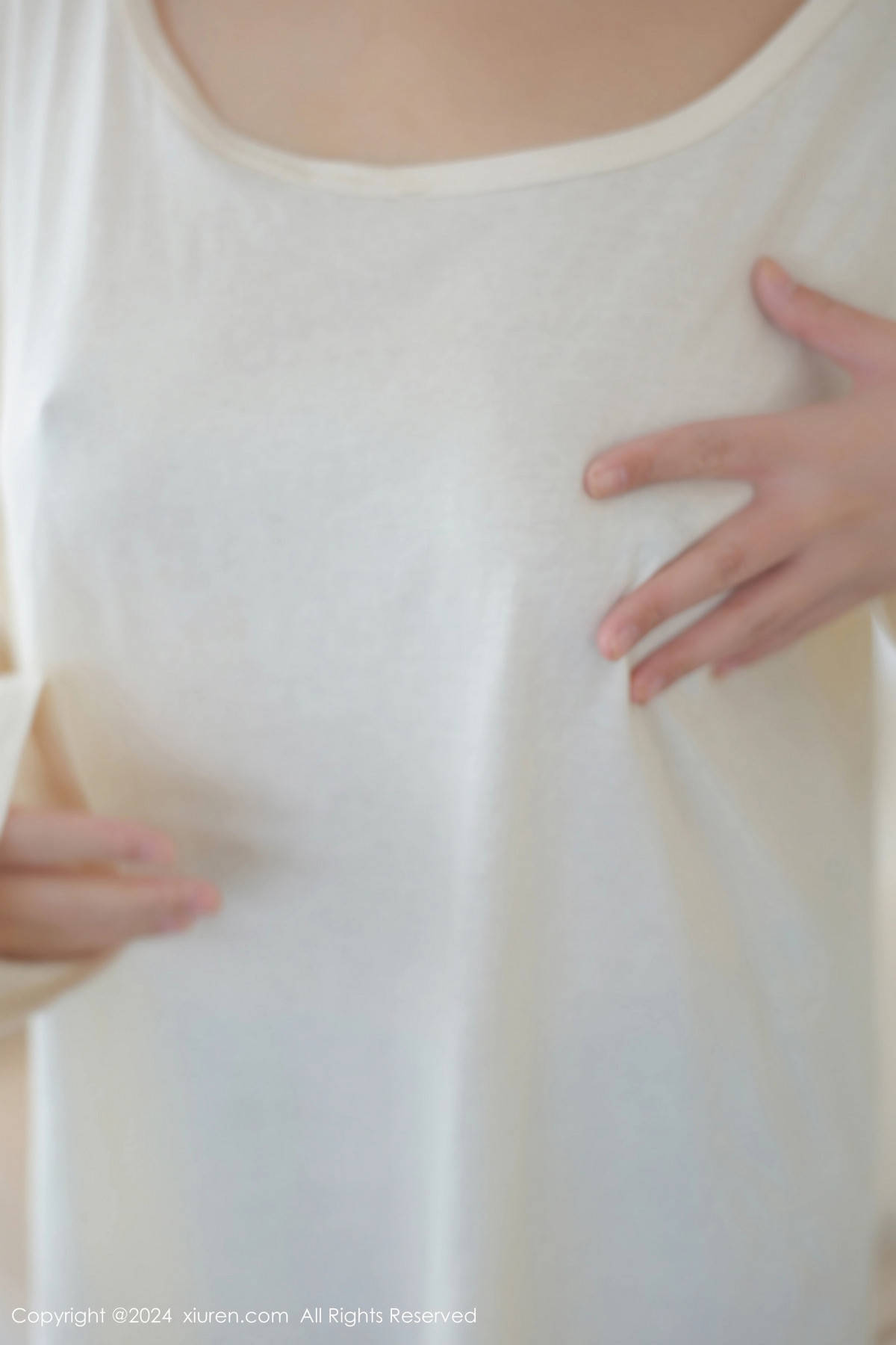 [XiuRen秀人网]第9089期柚柚小奶瓶写真
