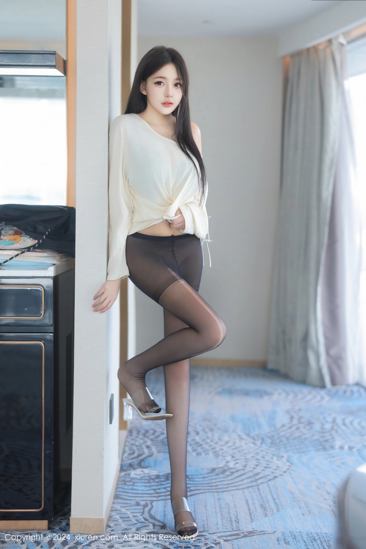 [XiuRen秀人网]第9089期柚柚小奶瓶写真