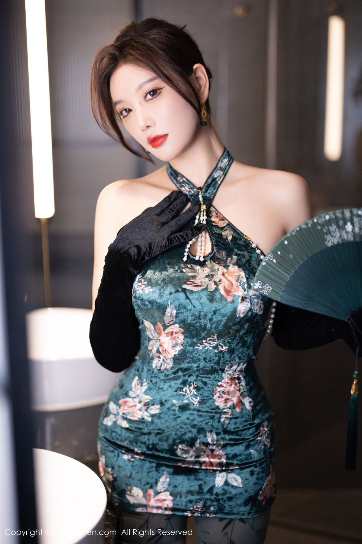 [XiuRen秀人网]第9165期杨晨晨写真