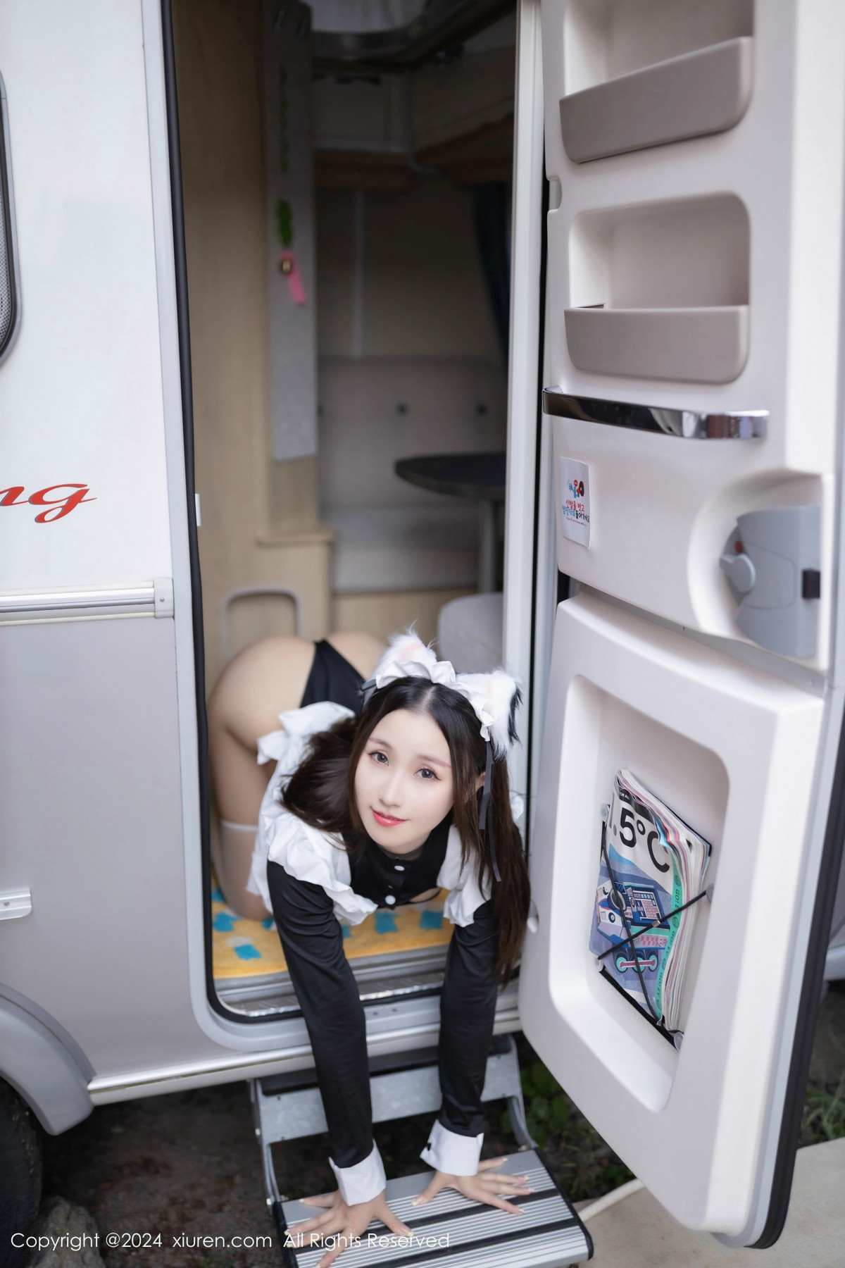 [XiuRen秀人网]第9369期杏子写真