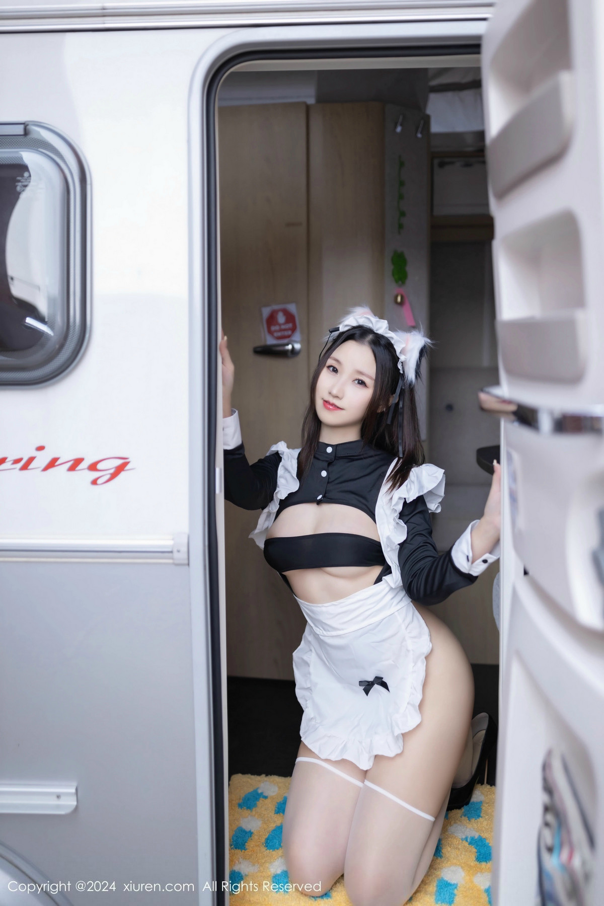 [XiuRen秀人网]第9369期杏子写真