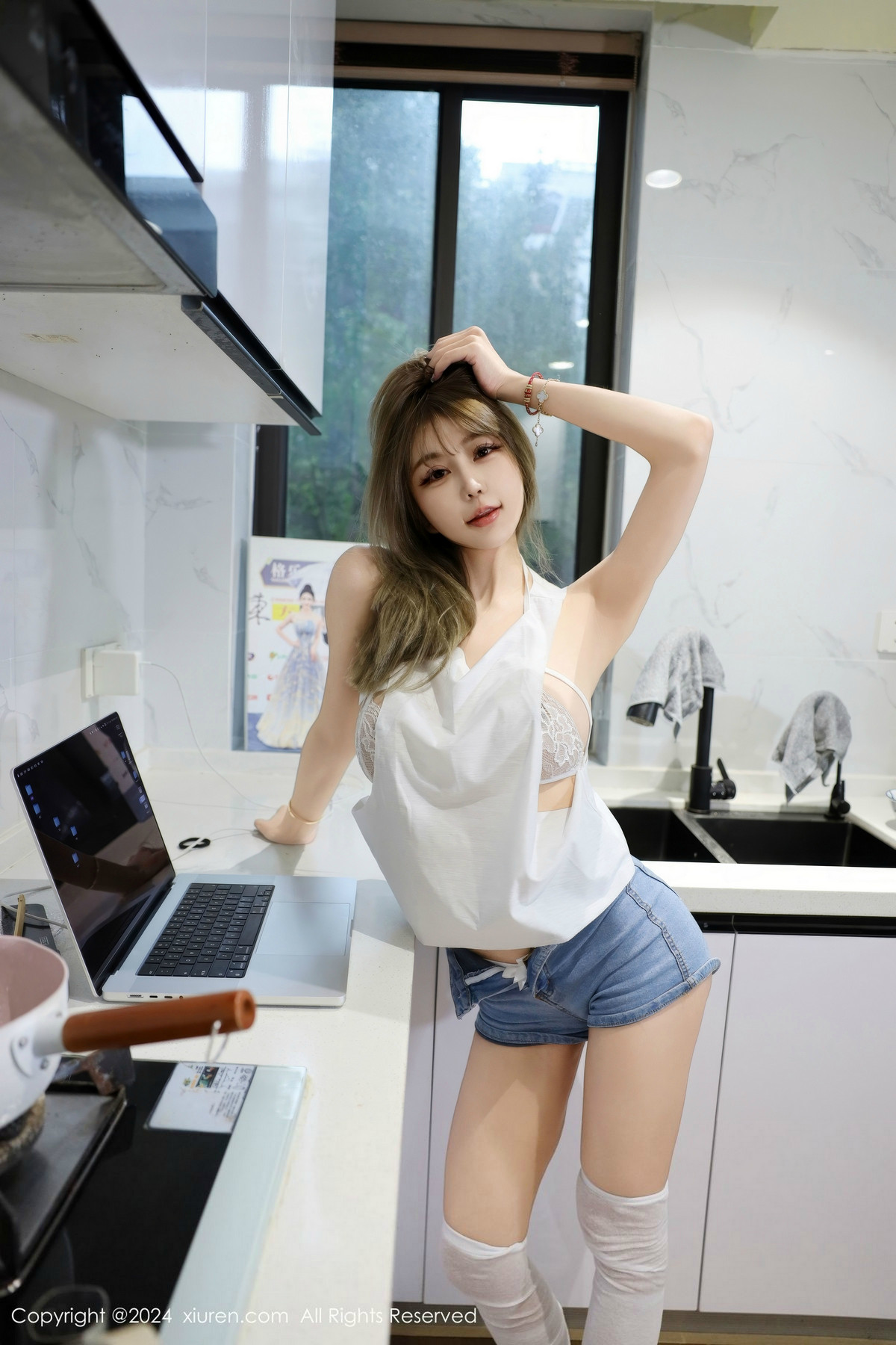 [XiuRen秀人网]第9374期Zoe柚柚写真
