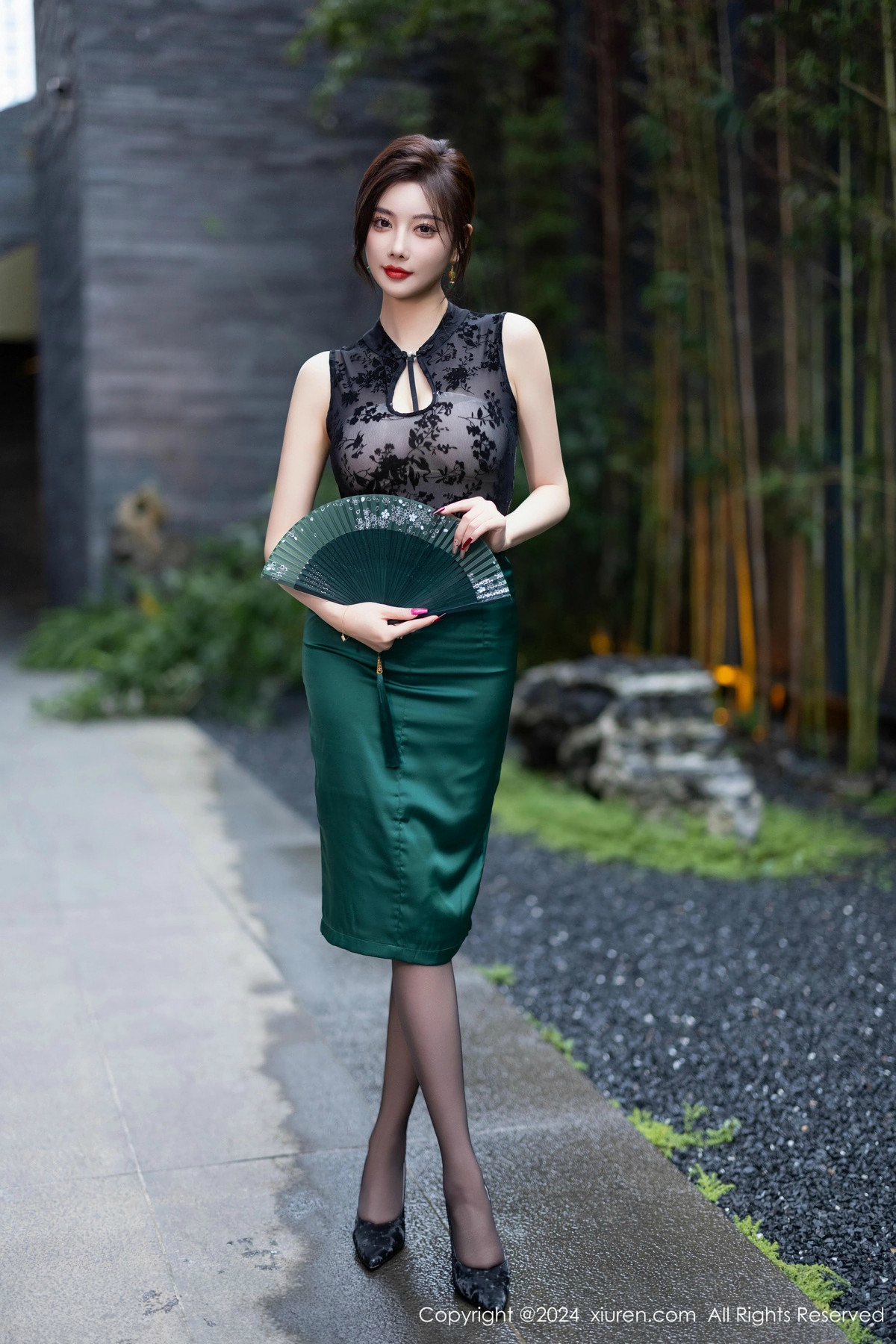 [XiuRen秀人网]第9384期杨晨晨写真