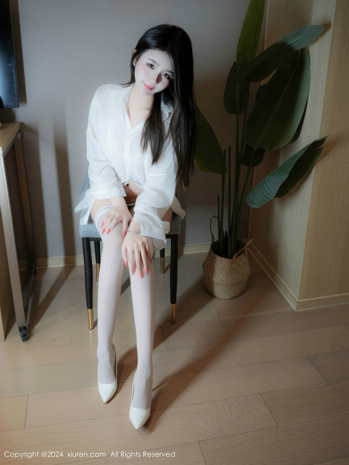 [XiuRen秀人网]第9389期Lucky写真