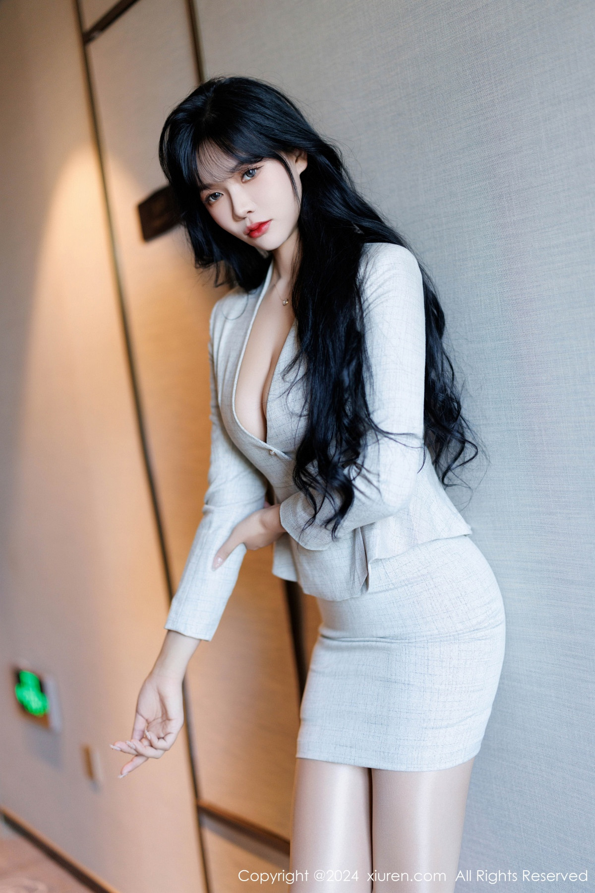 [XiuRen秀人网]第9398期娜比写真