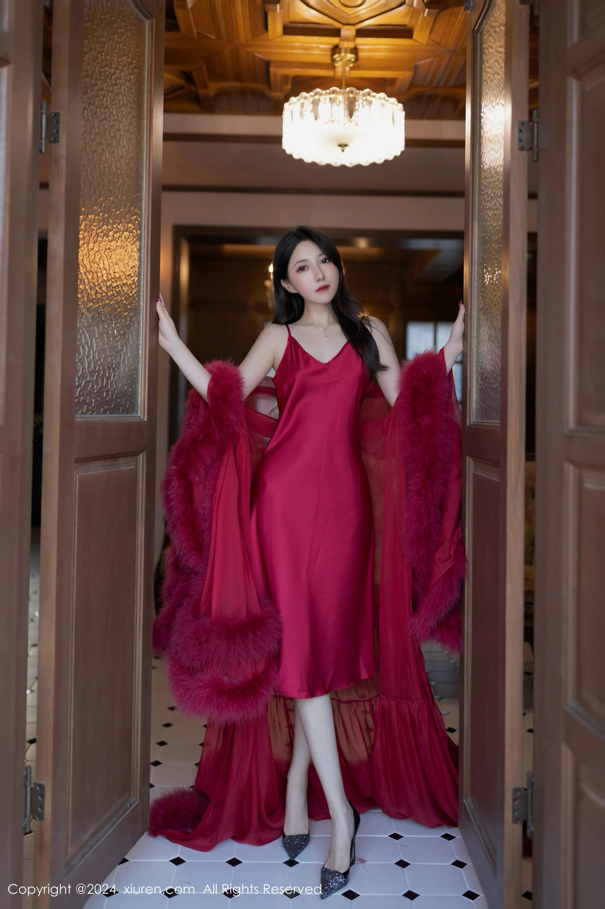 [XiuRen秀人网]第9422期鱼子酱写真