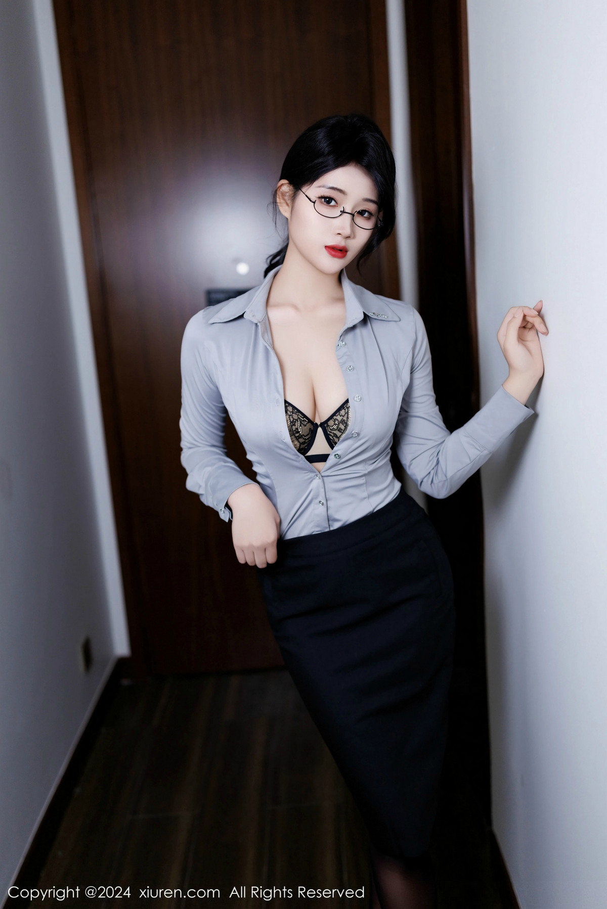 [XiuRen秀人网]第9567期南乔写真
