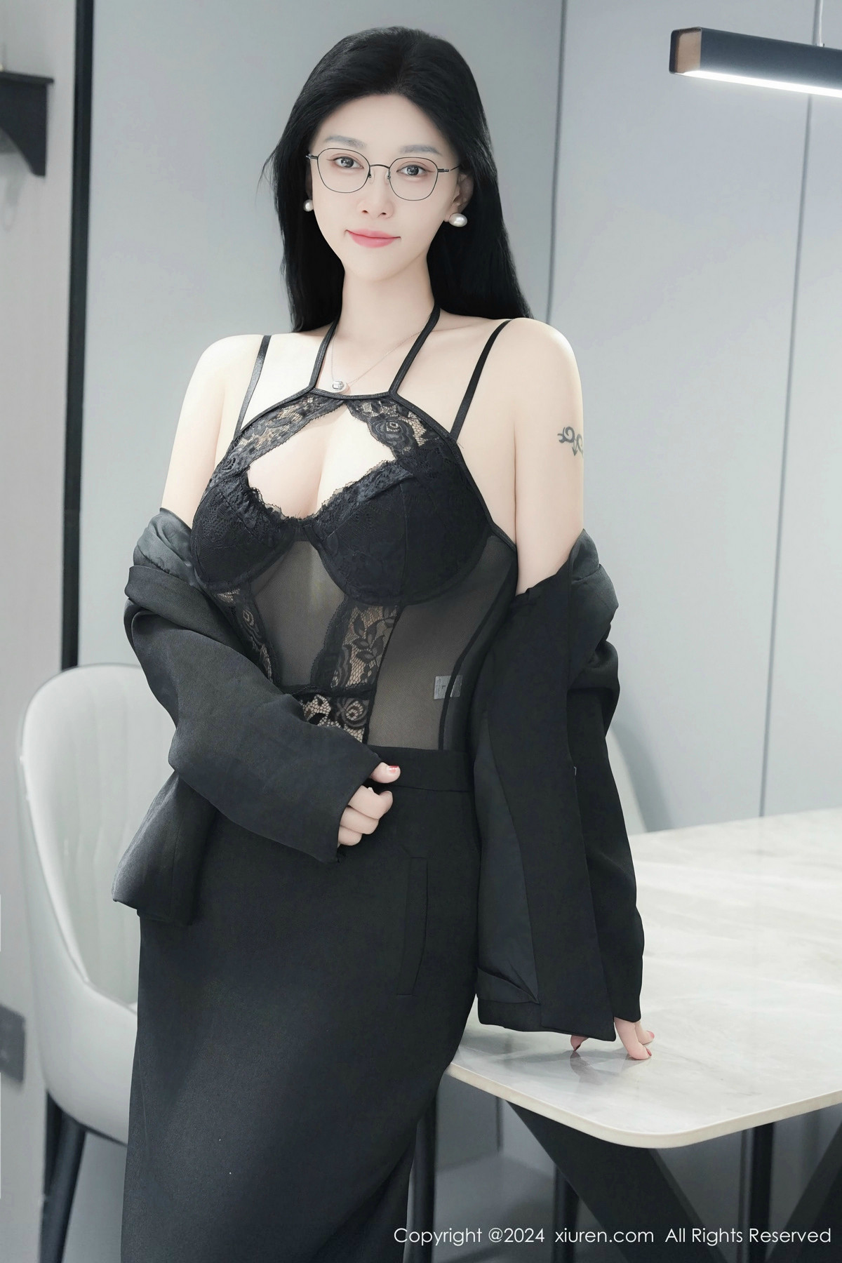 [XiuRen秀人网]第9639期雅茹老师写真