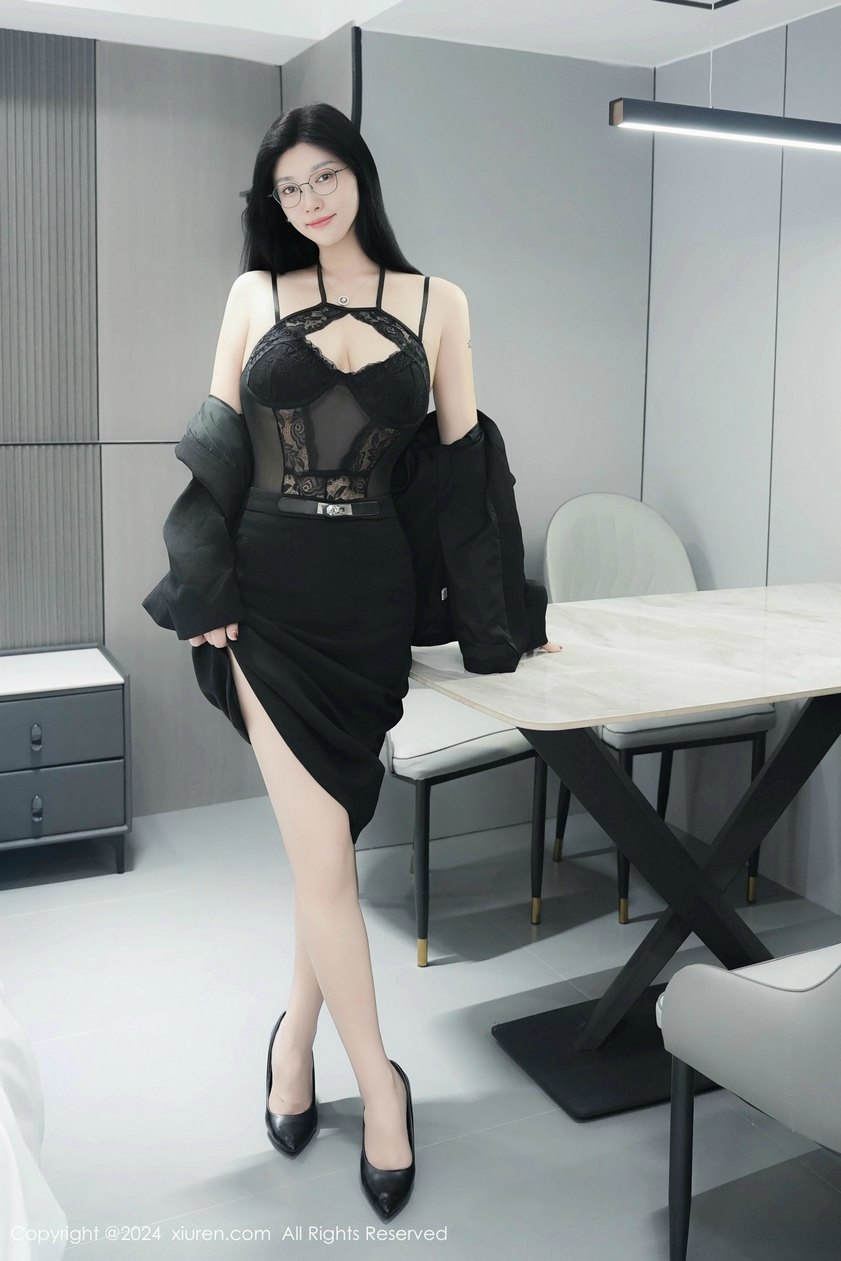 [XiuRen秀人网]第9639期雅茹老师写真