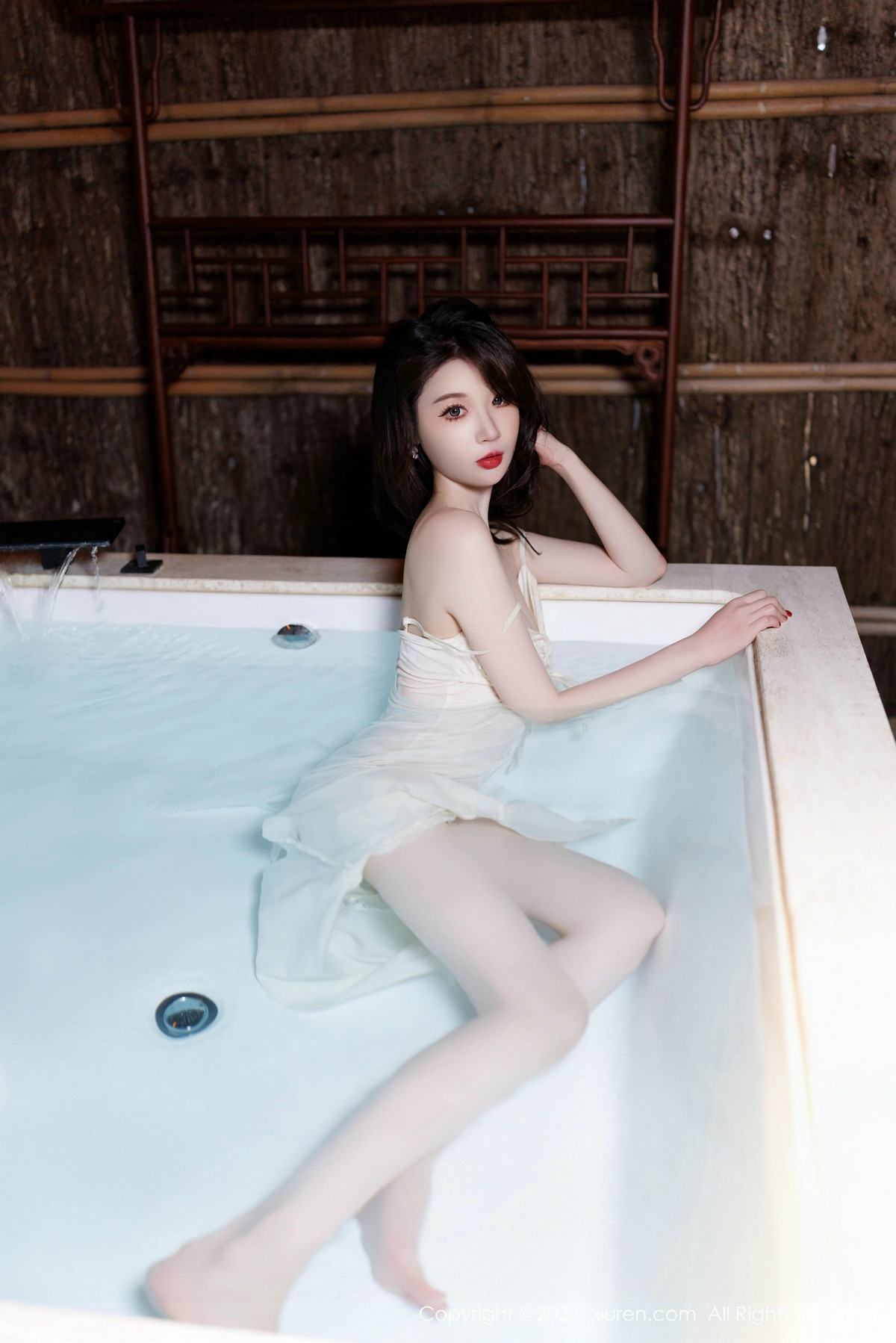 [XiuRen秀人网]第9643期梦心玥写真