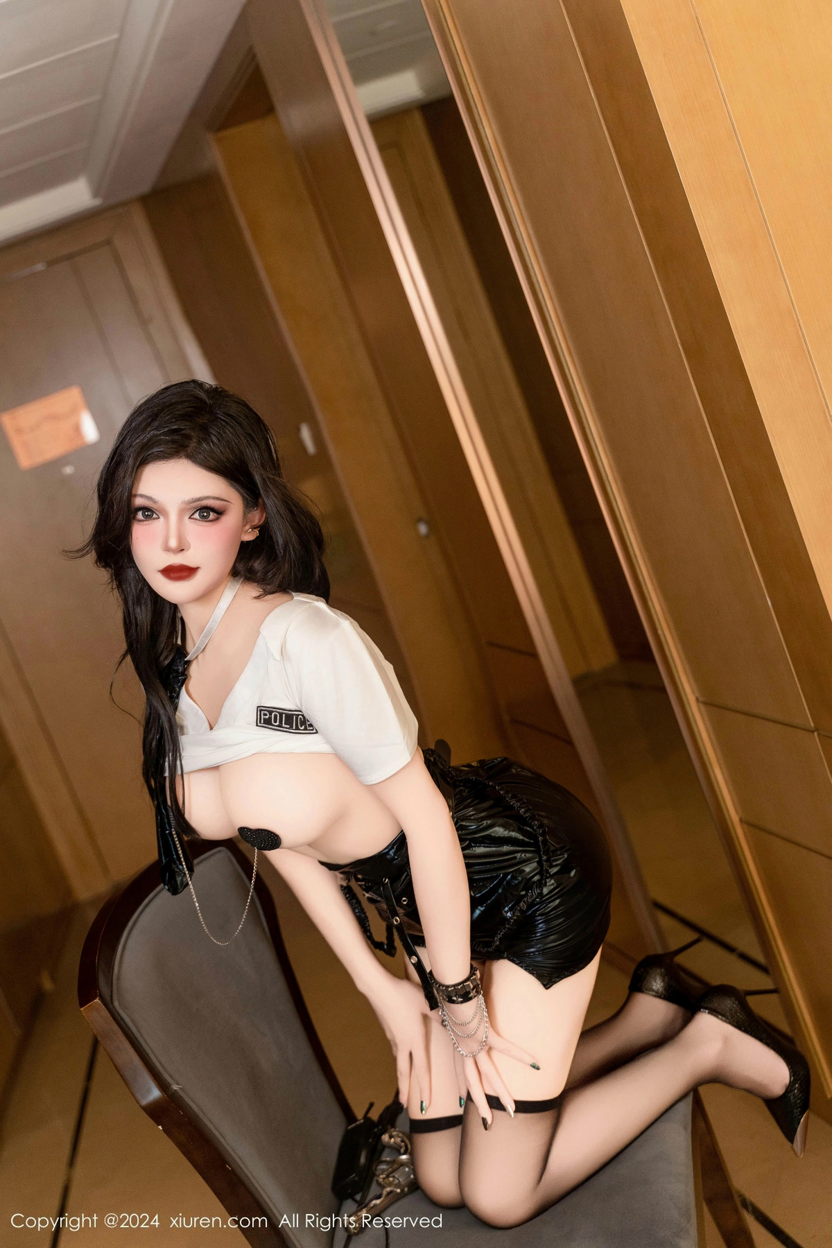 [XiuRen秀人网]第9661期伊丽莎有点白写真