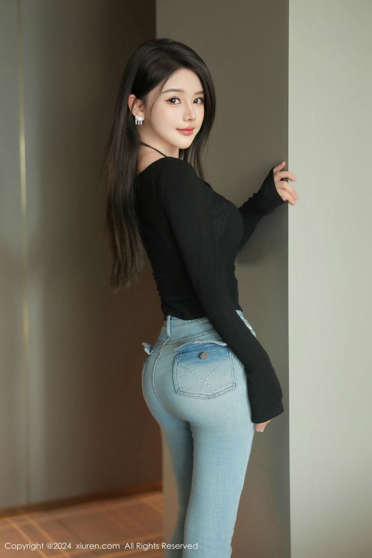 [XiuRen秀人网]第9666期爱酱里写真