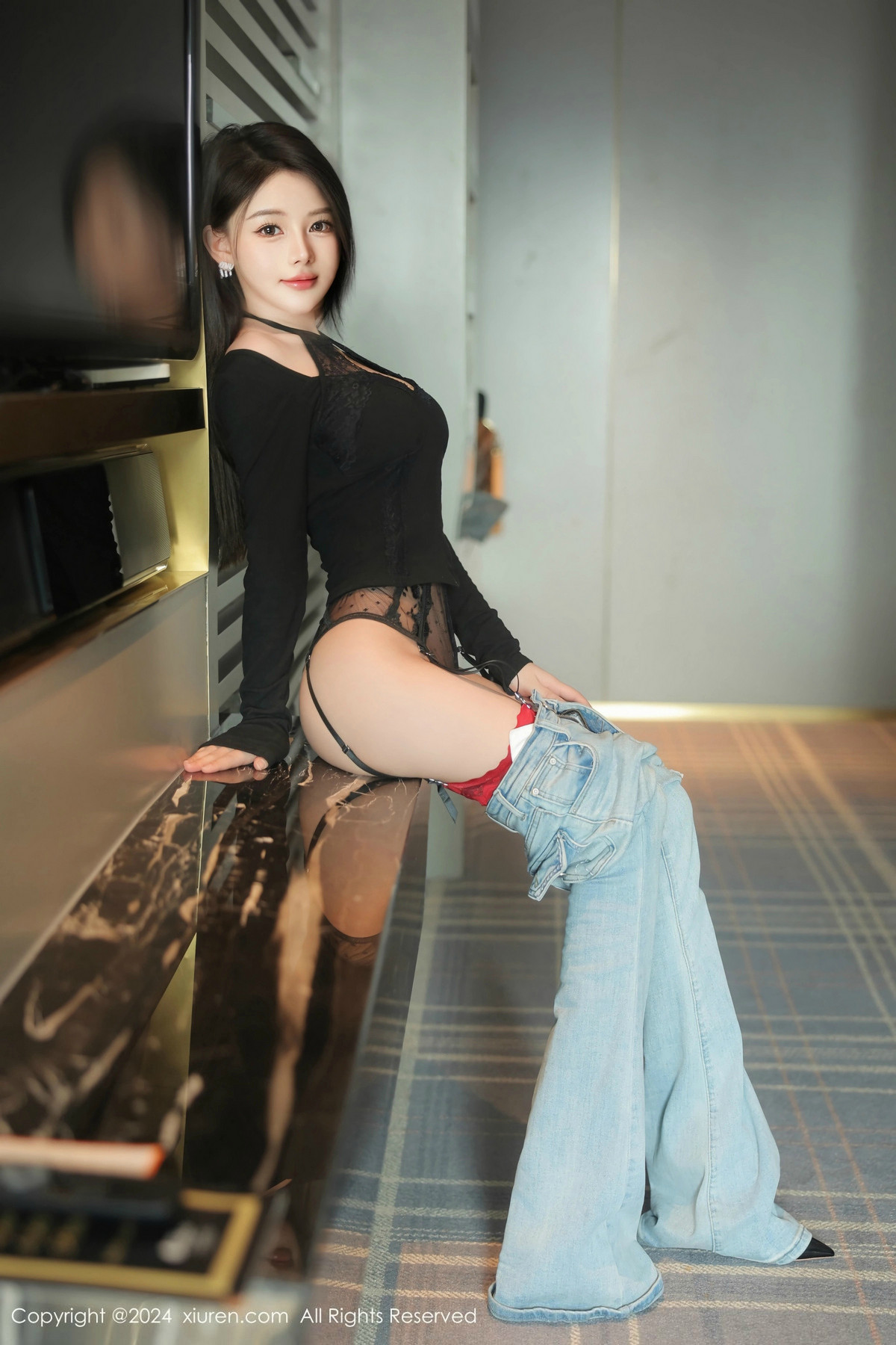 [XiuRen秀人网]第9666期爱酱里写真