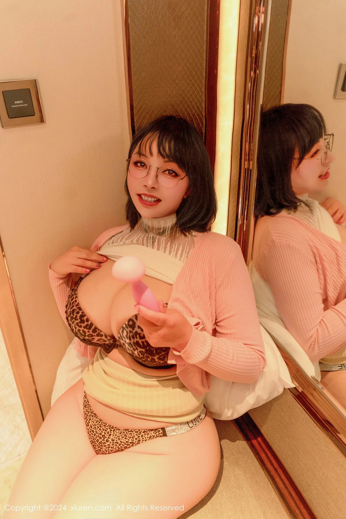 [XiuRen秀人网]第9685期油田溪溪写真