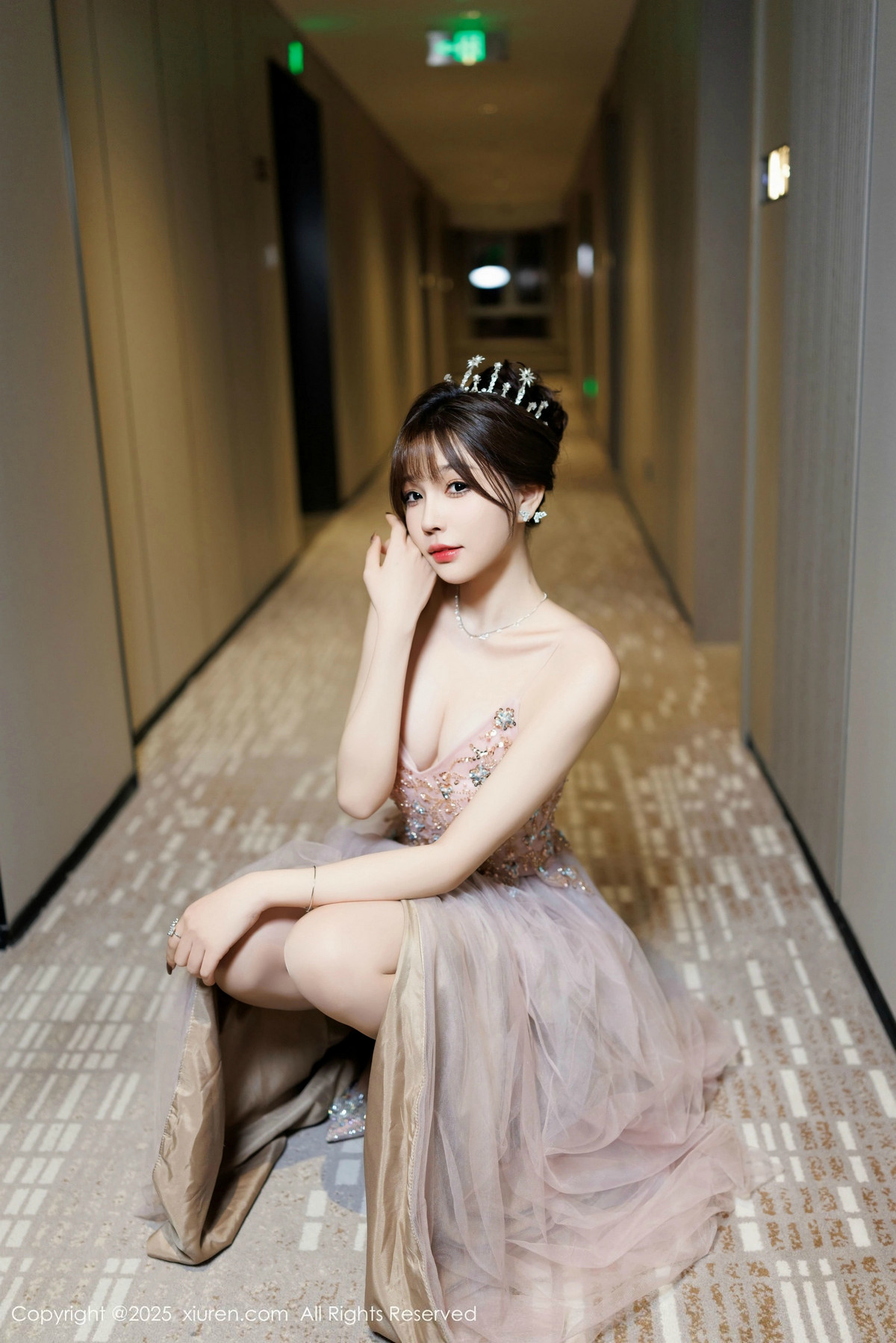 [XiuRen秀人网]第9699期徐莉芝写真