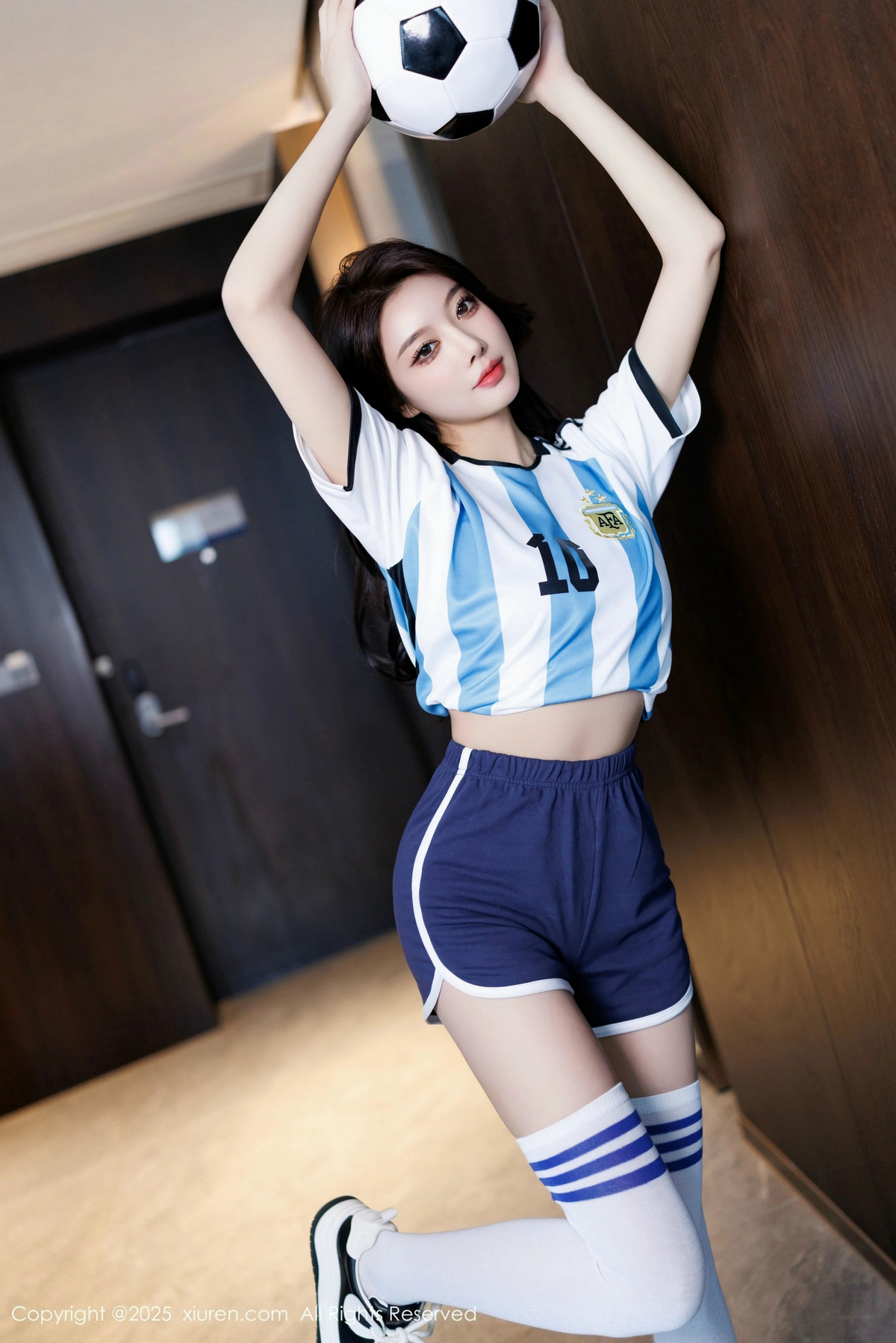 [XiuRen秀人网]第9706期杨晨晨写真