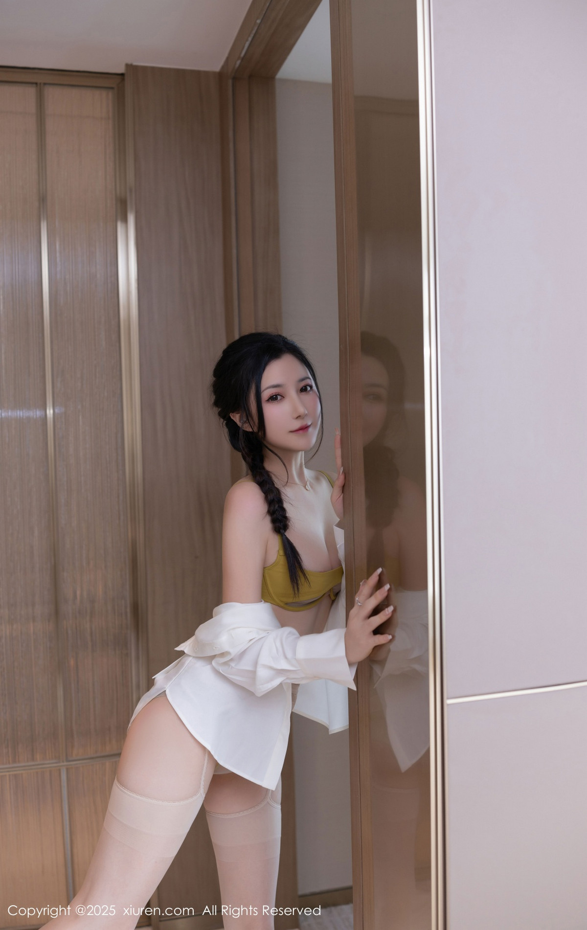 [XiuRen秀人网]第9709期鱼子酱写真
