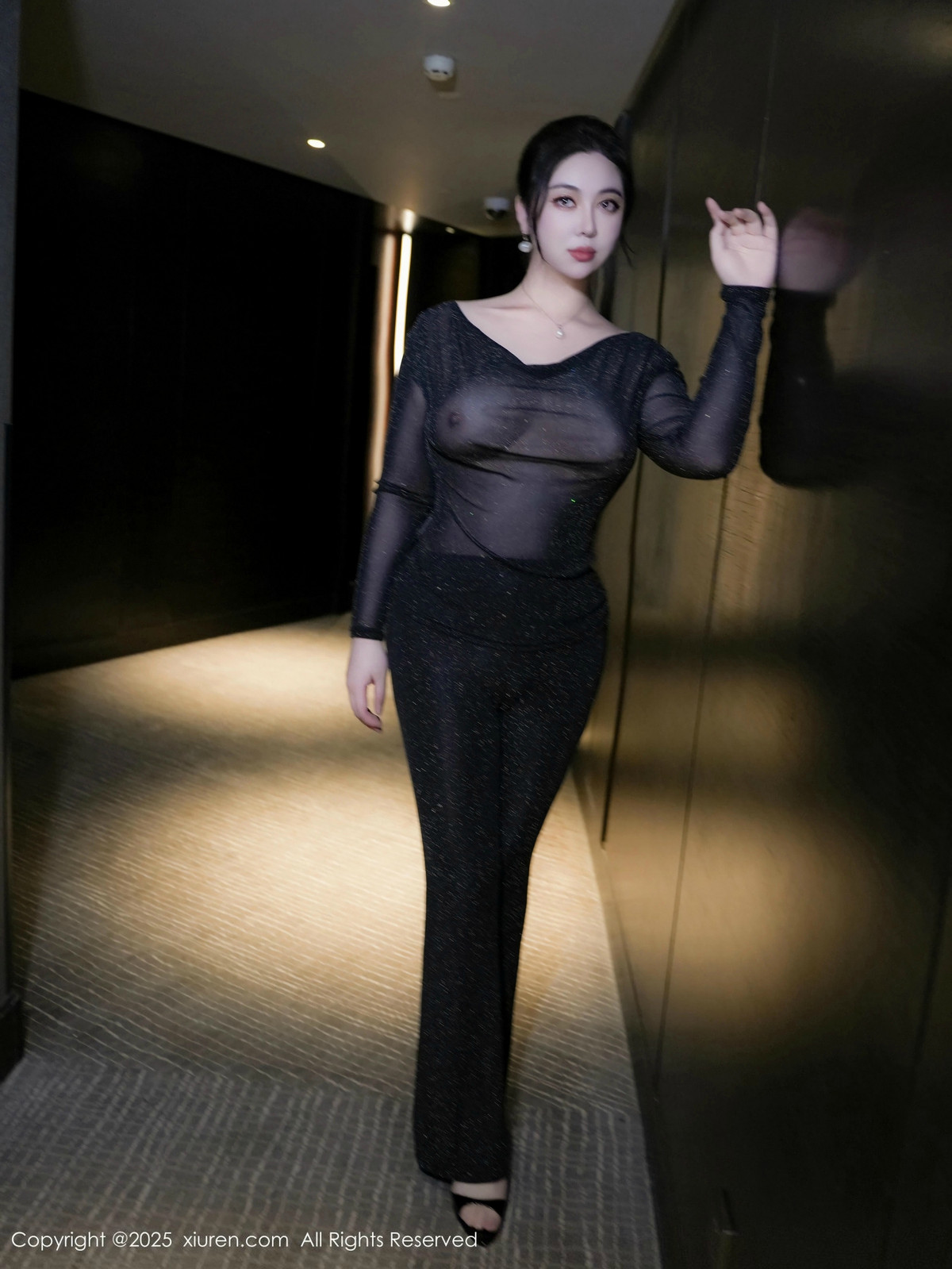 [XiuRen秀人网]第9725期风景尤美写真