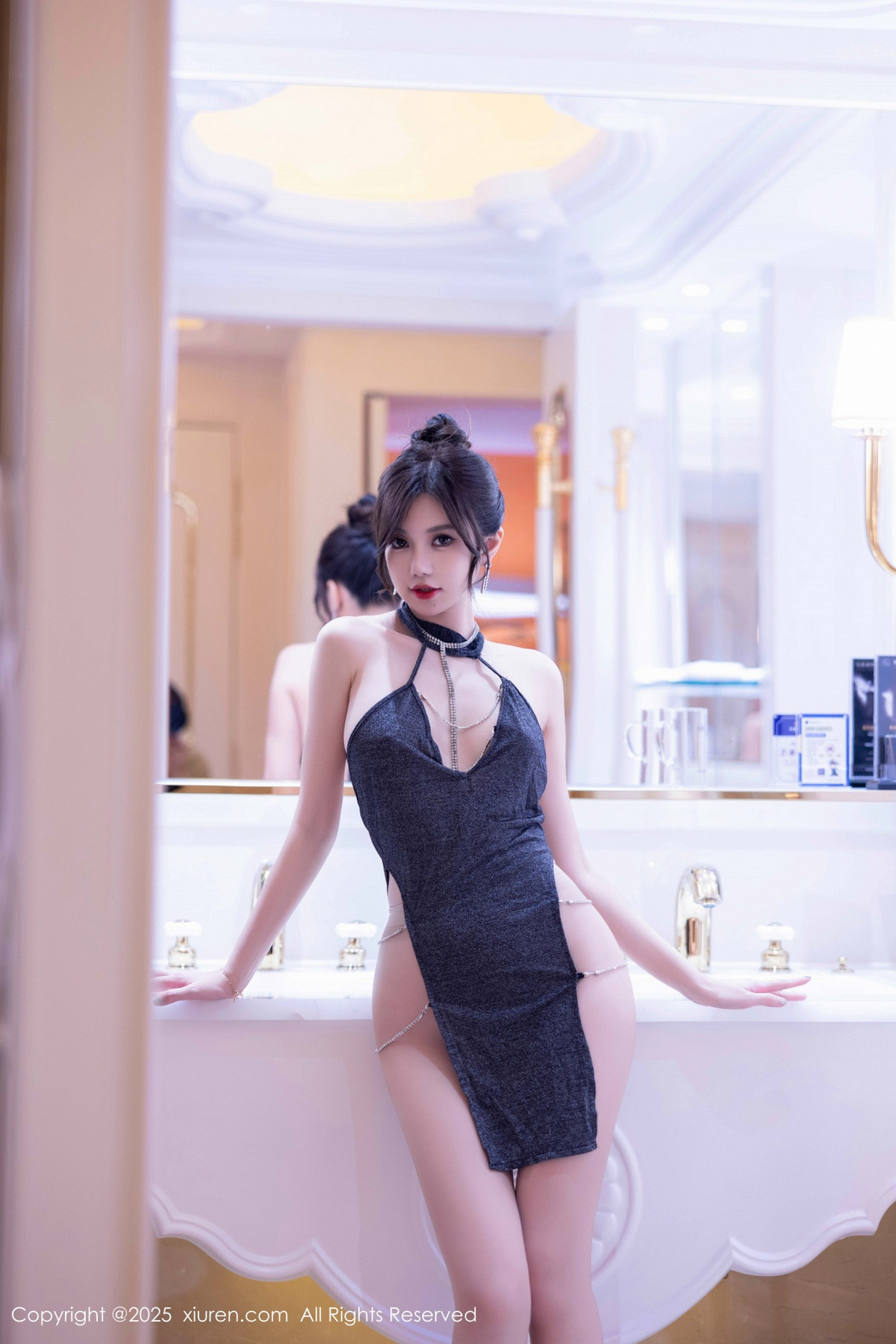 [XiuRen秀人网]第9739期绮里嘉写真