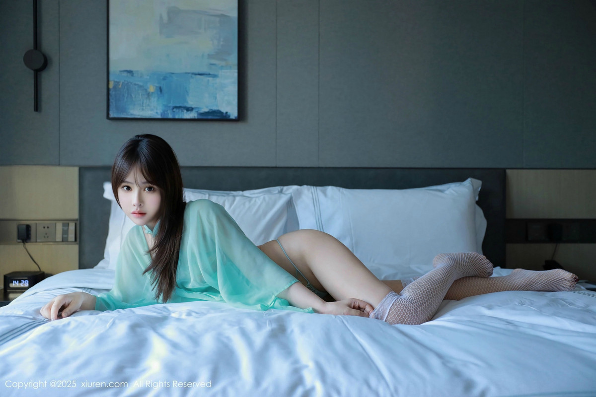 [XiuRen秀人网]第9807期艾莉写真