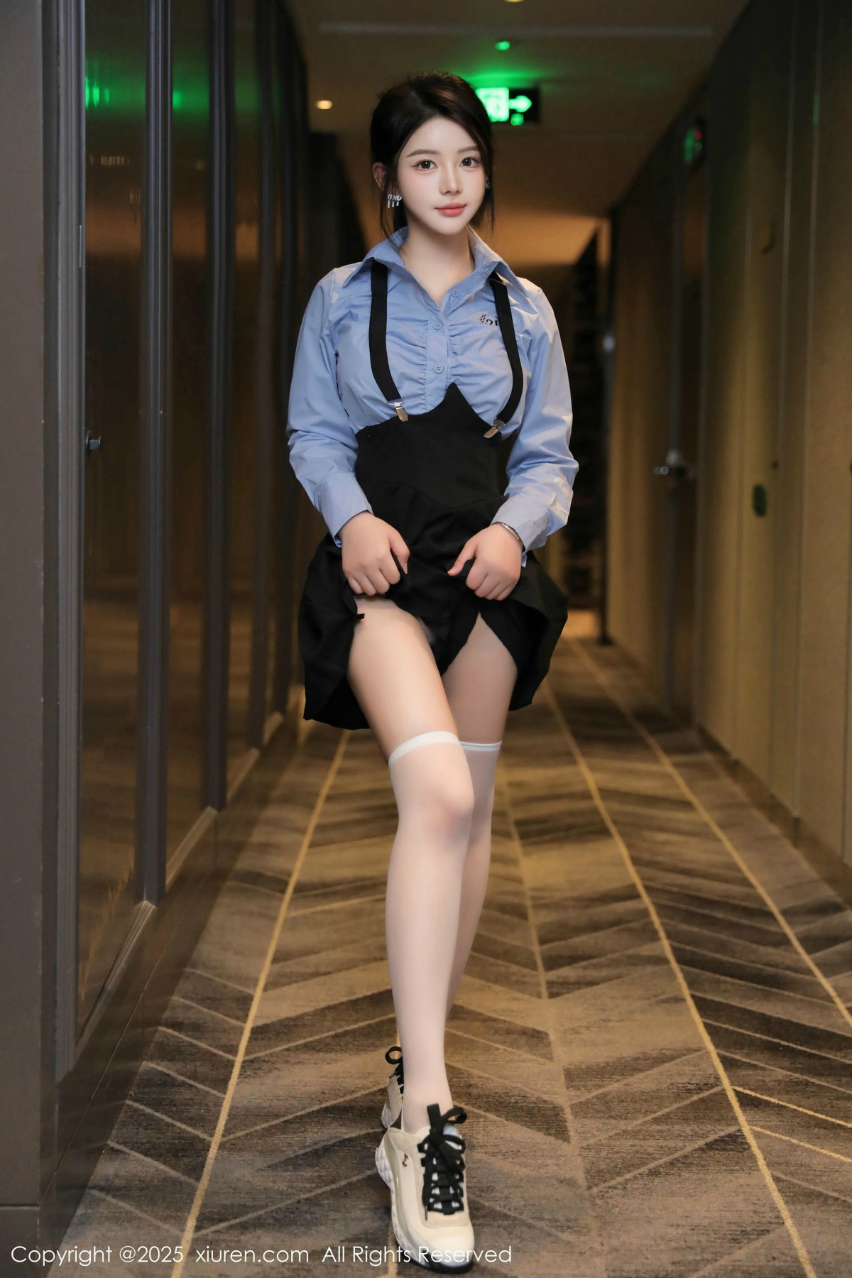 [XiuRen秀人网]第9819期爱酱里写真