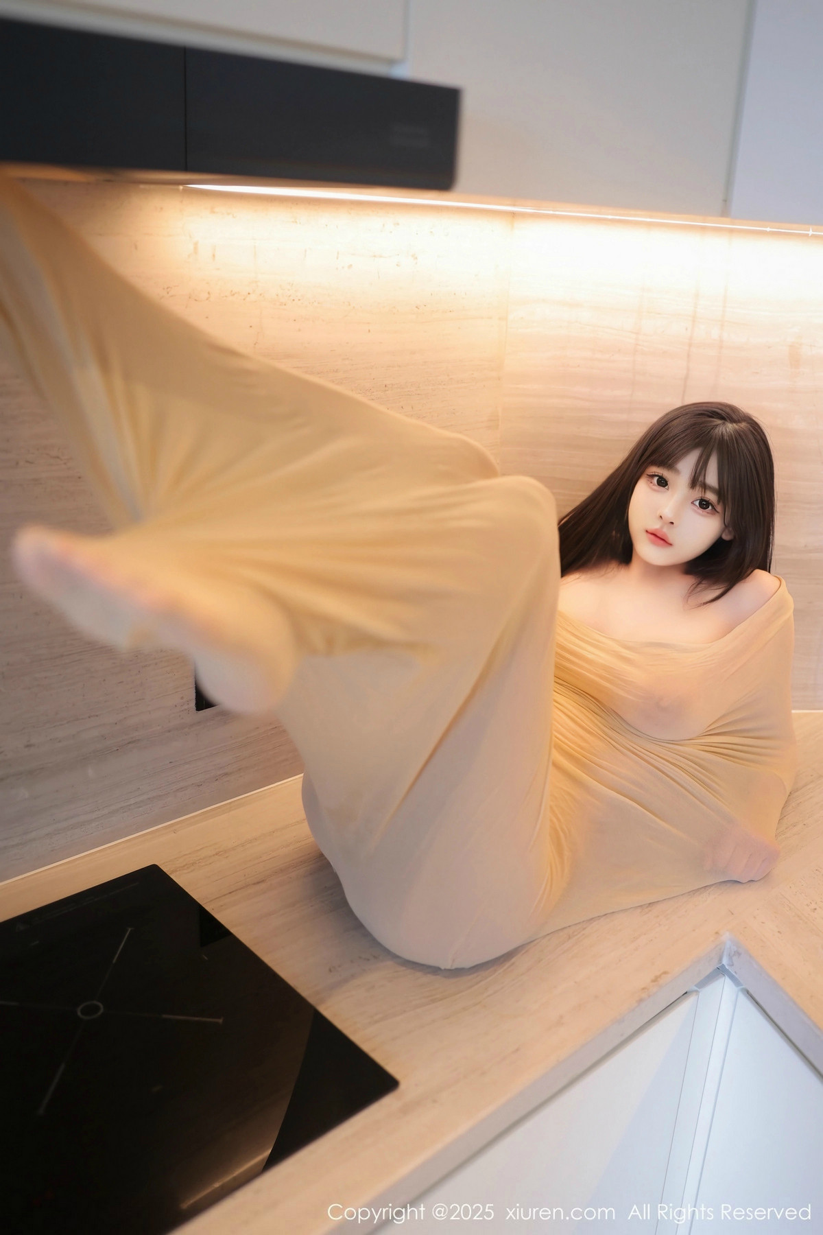 [XiuRen秀人网]第9825期余安安写真