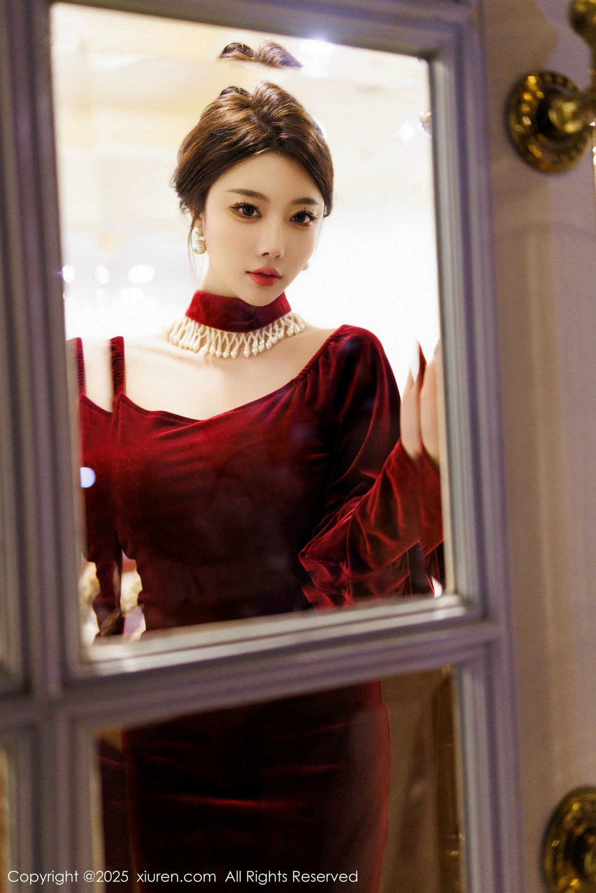 [XiuRen秀人网]第9831期杨晨晨写真