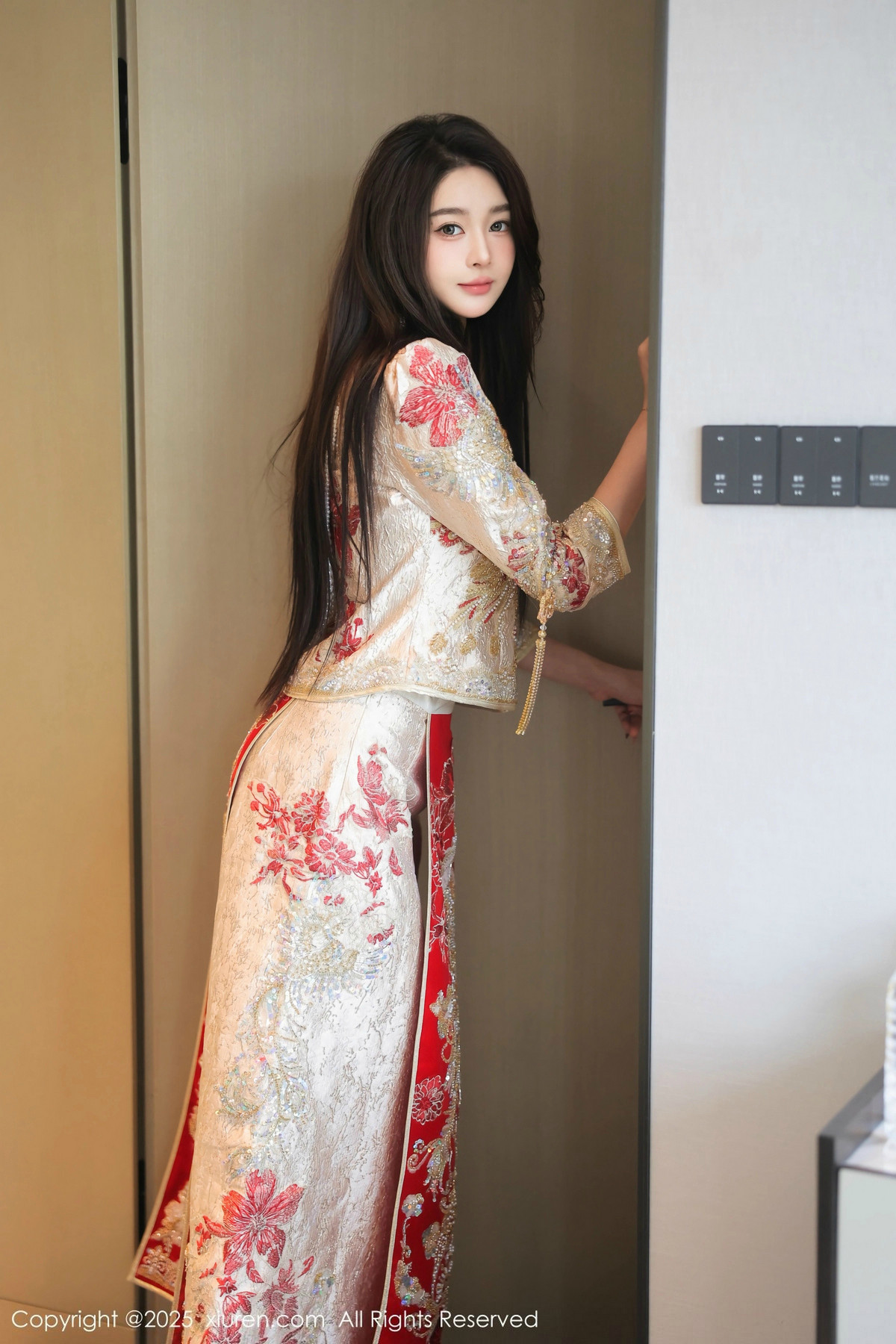 [XiuRen秀人网]第9833期Candy糖糖写真