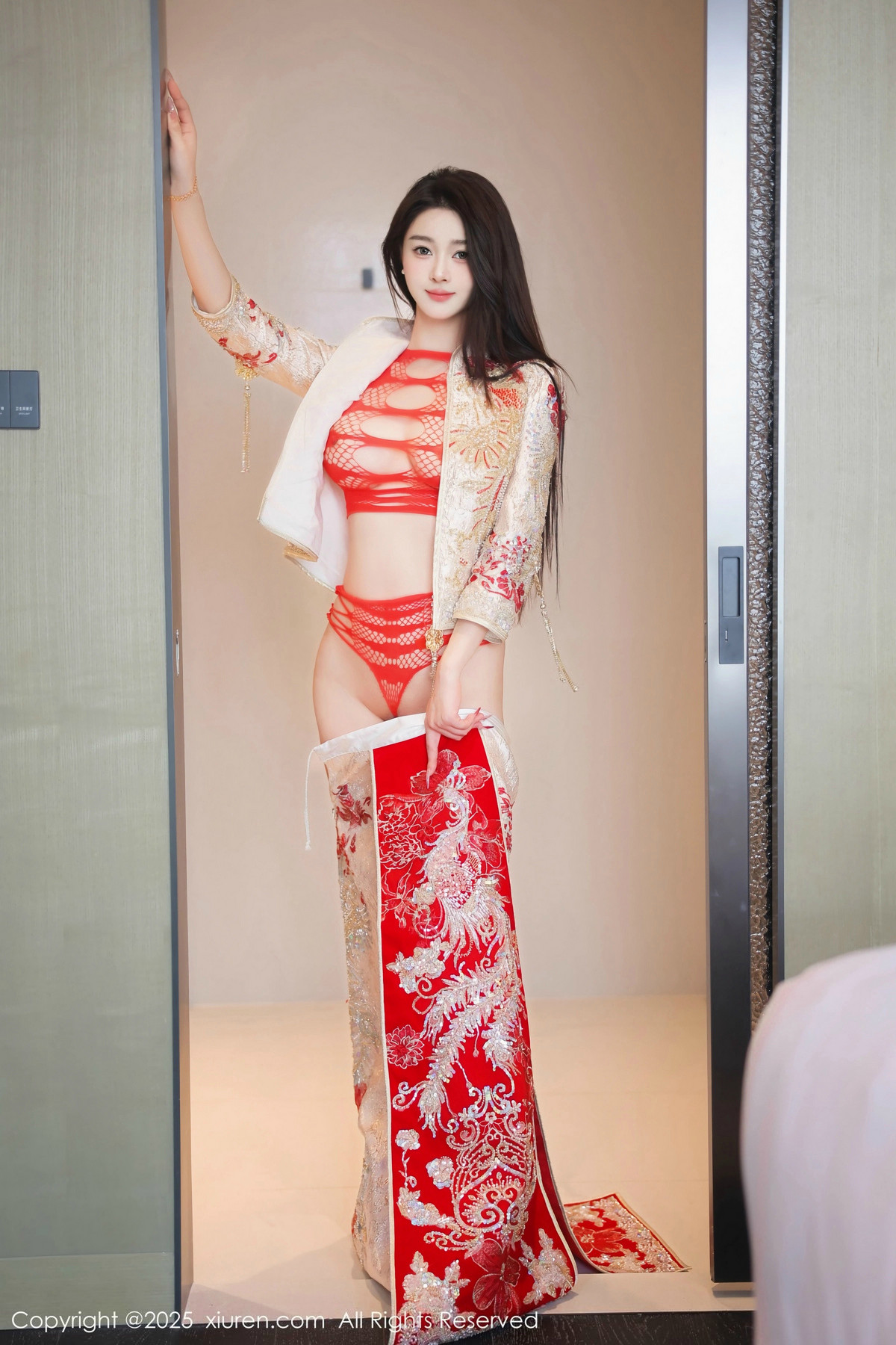 [XiuRen秀人网]第9833期Candy糖糖写真