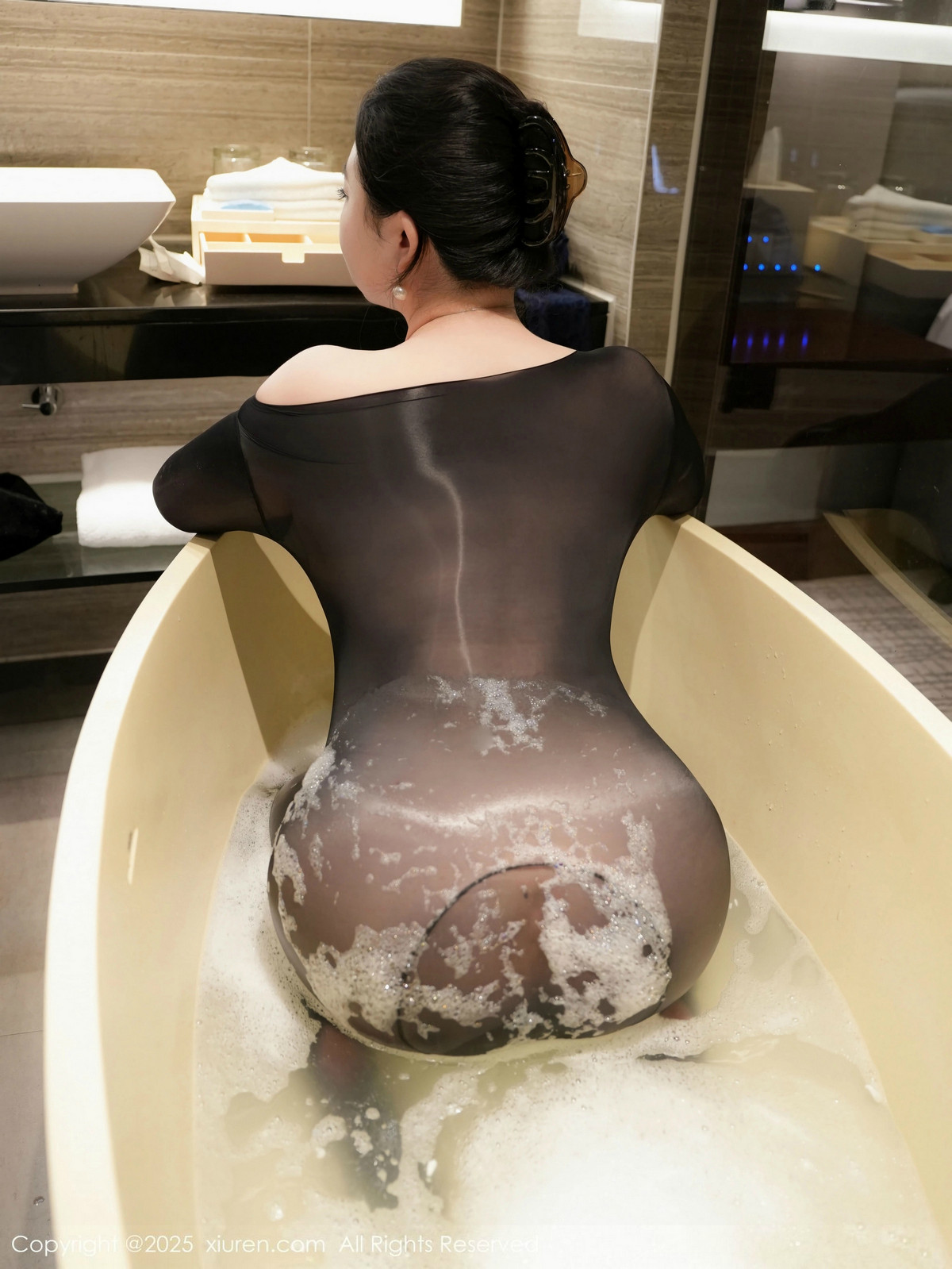 [XiuRen秀人网]第9841期风景尤美写真